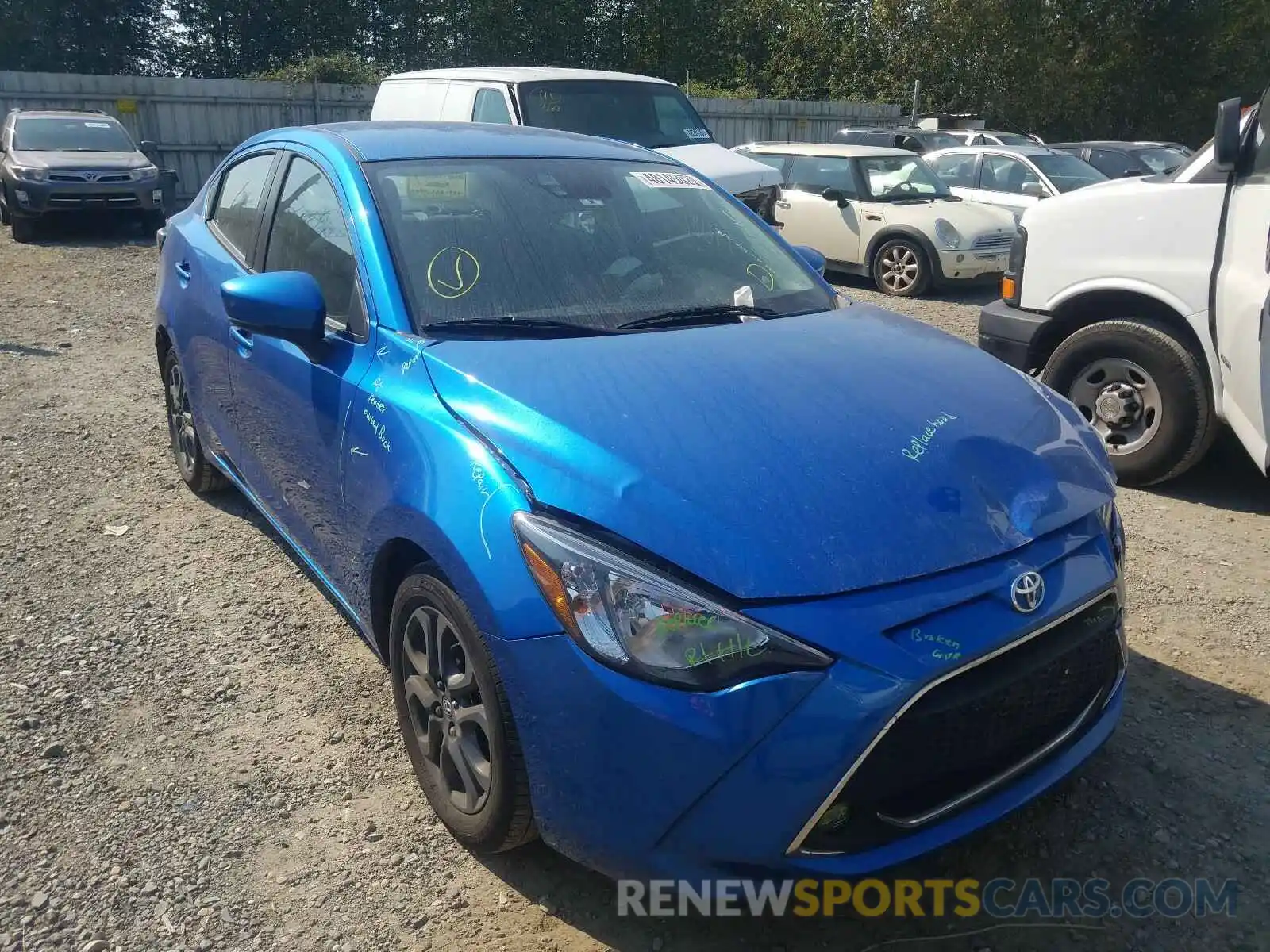 1 Photograph of a damaged car 3MYDLBYV7KY518816 TOYOTA YARIS 2019