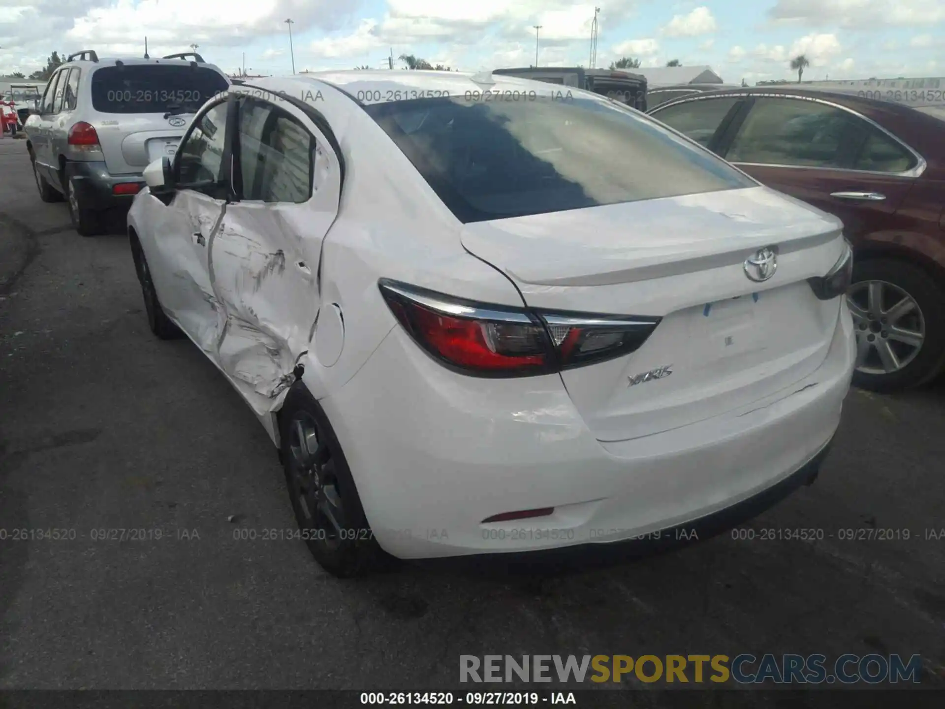 3 Photograph of a damaged car 3MYDLBYV7KY519061 TOYOTA YARIS 2019