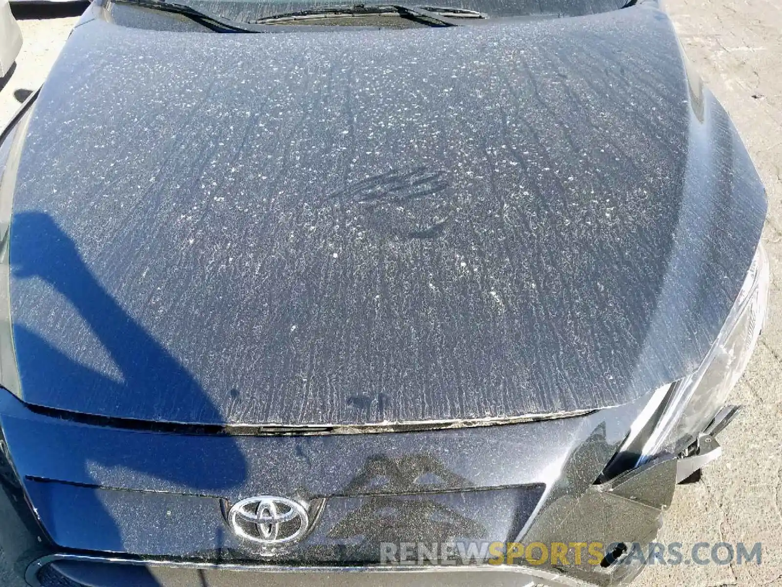 7 Photograph of a damaged car 3MYDLBYV7KY519142 TOYOTA YARIS 2019