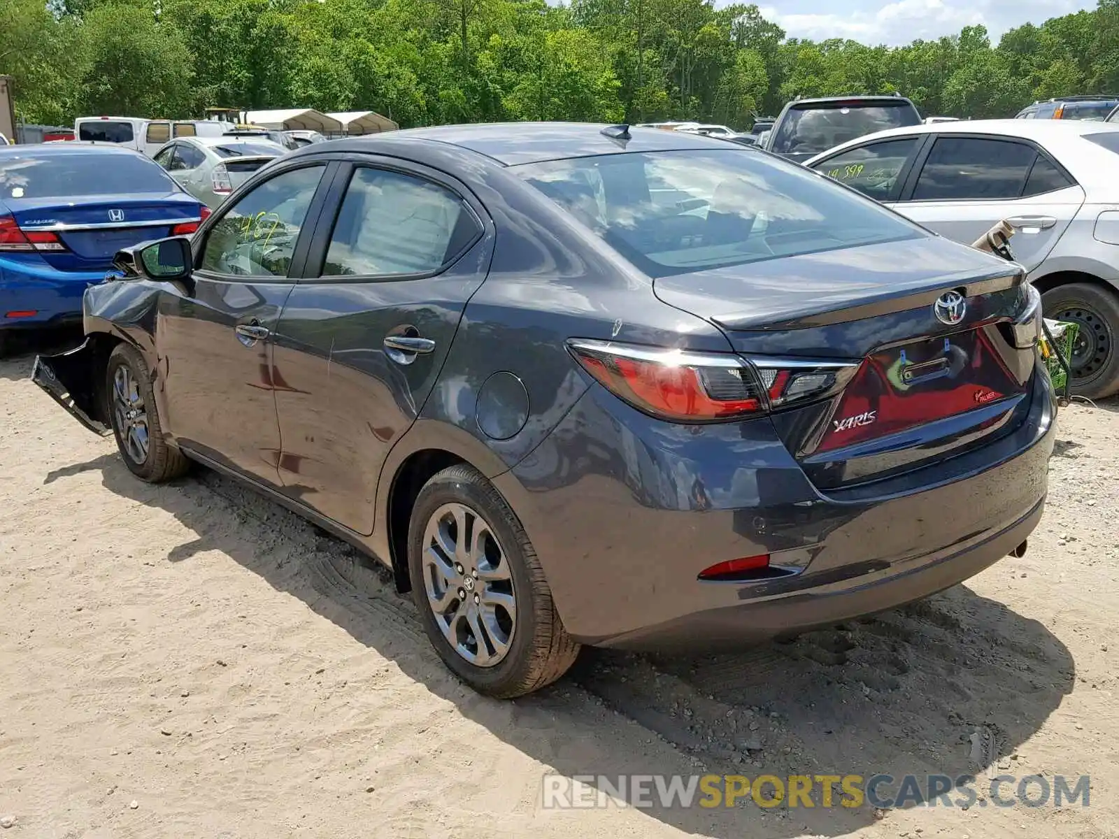 3 Photograph of a damaged car 3MYDLBYV7KY519965 TOYOTA YARIS 2019