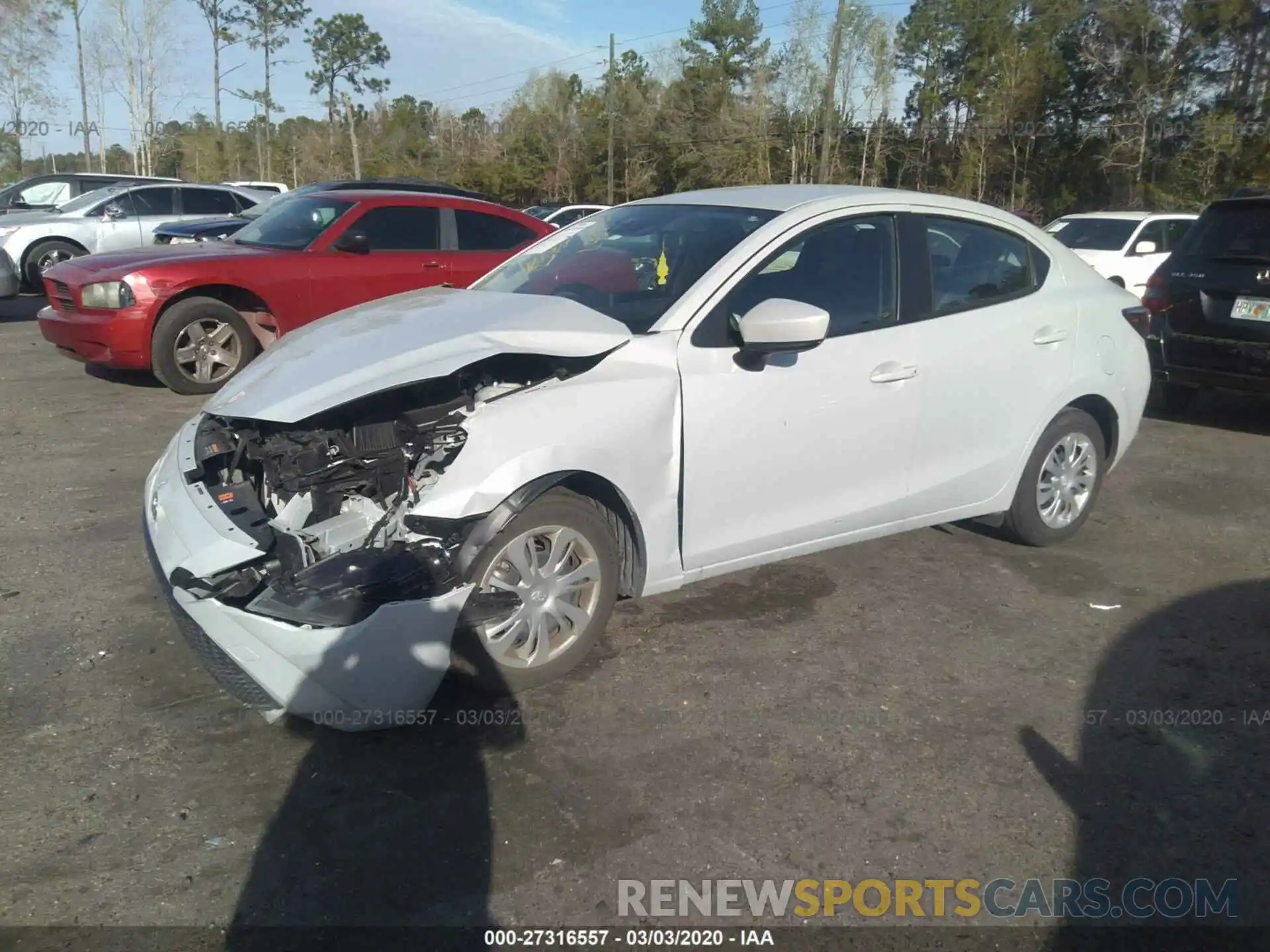 2 Photograph of a damaged car 3MYDLBYV7KY520405 TOYOTA YARIS 2019