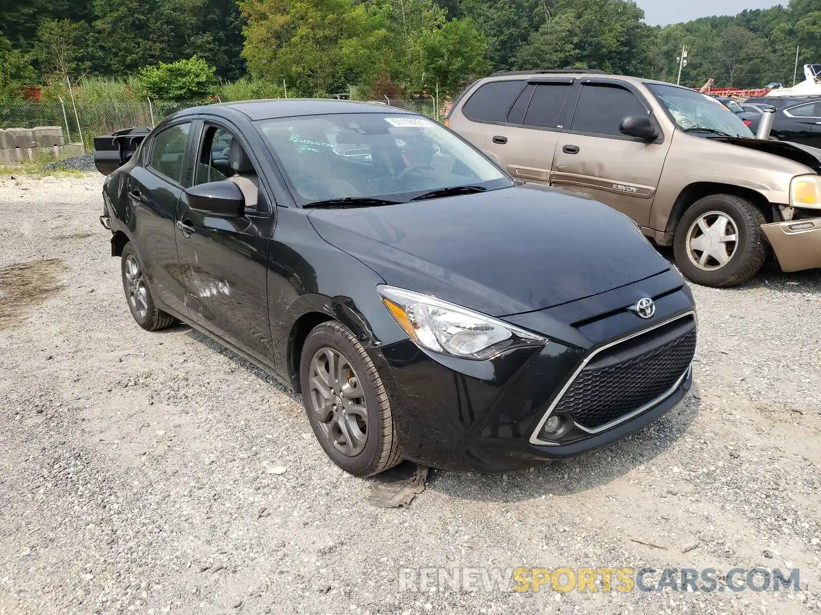 1 Photograph of a damaged car 3MYDLBYV7KY520548 TOYOTA YARIS 2019