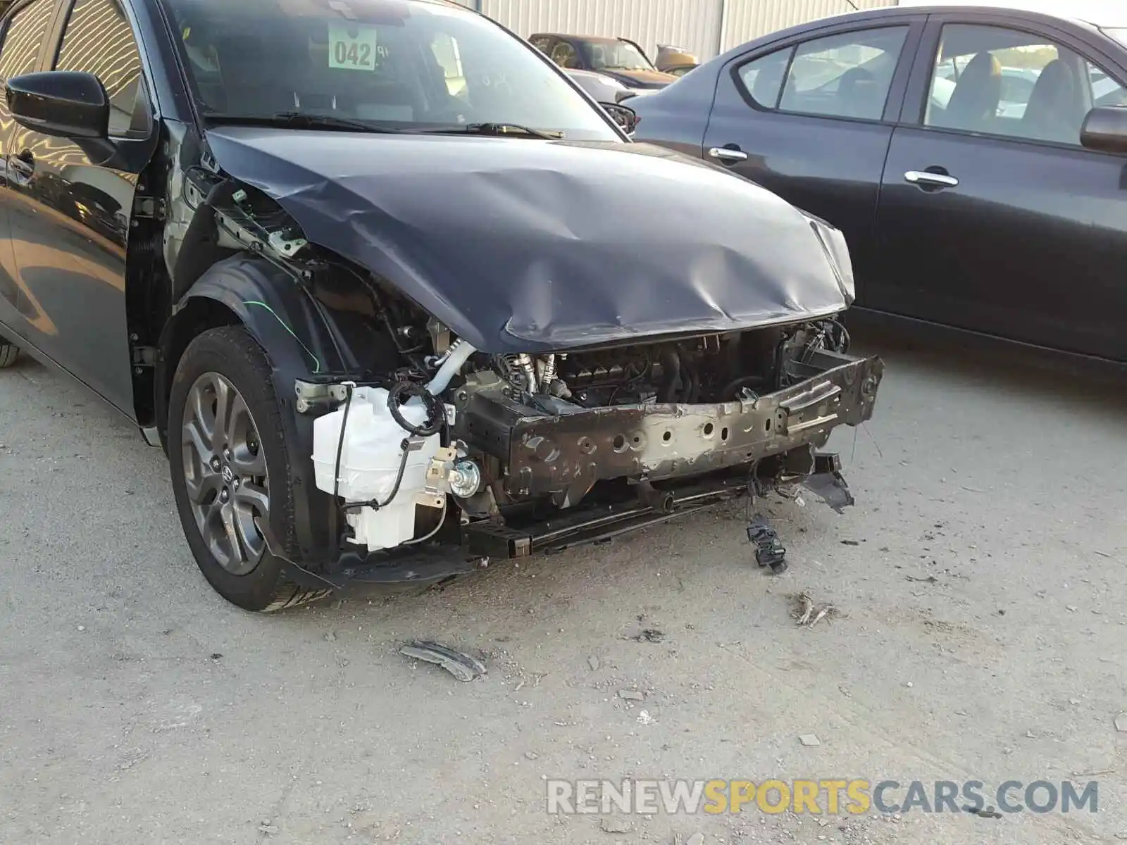 9 Photograph of a damaged car 3MYDLBYV7KY520694 TOYOTA YARIS 2019