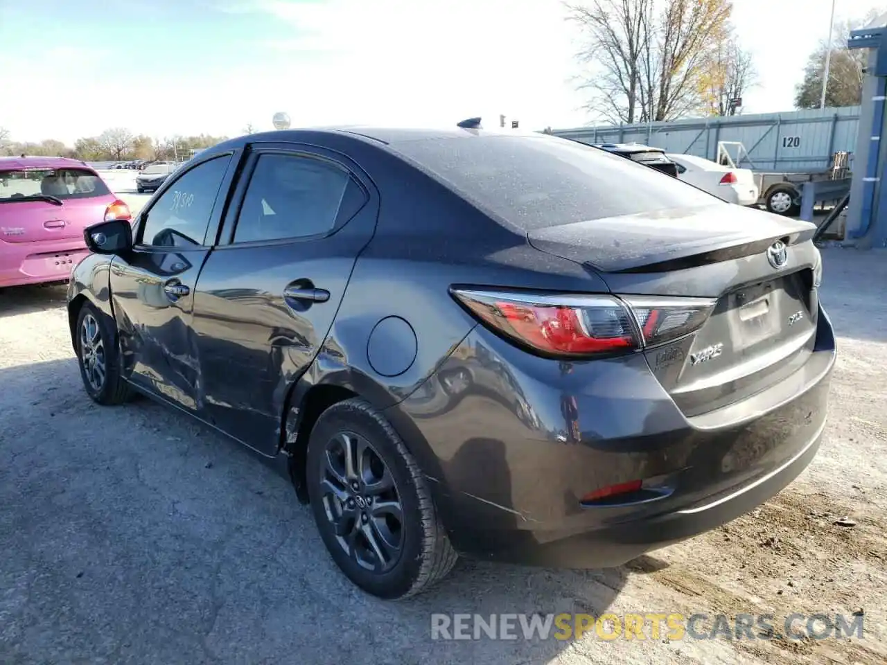 3 Photograph of a damaged car 3MYDLBYV7KY520887 TOYOTA YARIS 2019