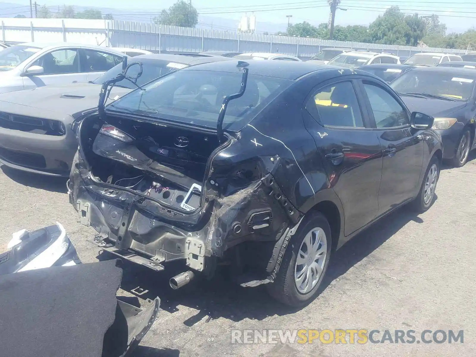 4 Photograph of a damaged car 3MYDLBYV7KY522106 TOYOTA YARIS 2019