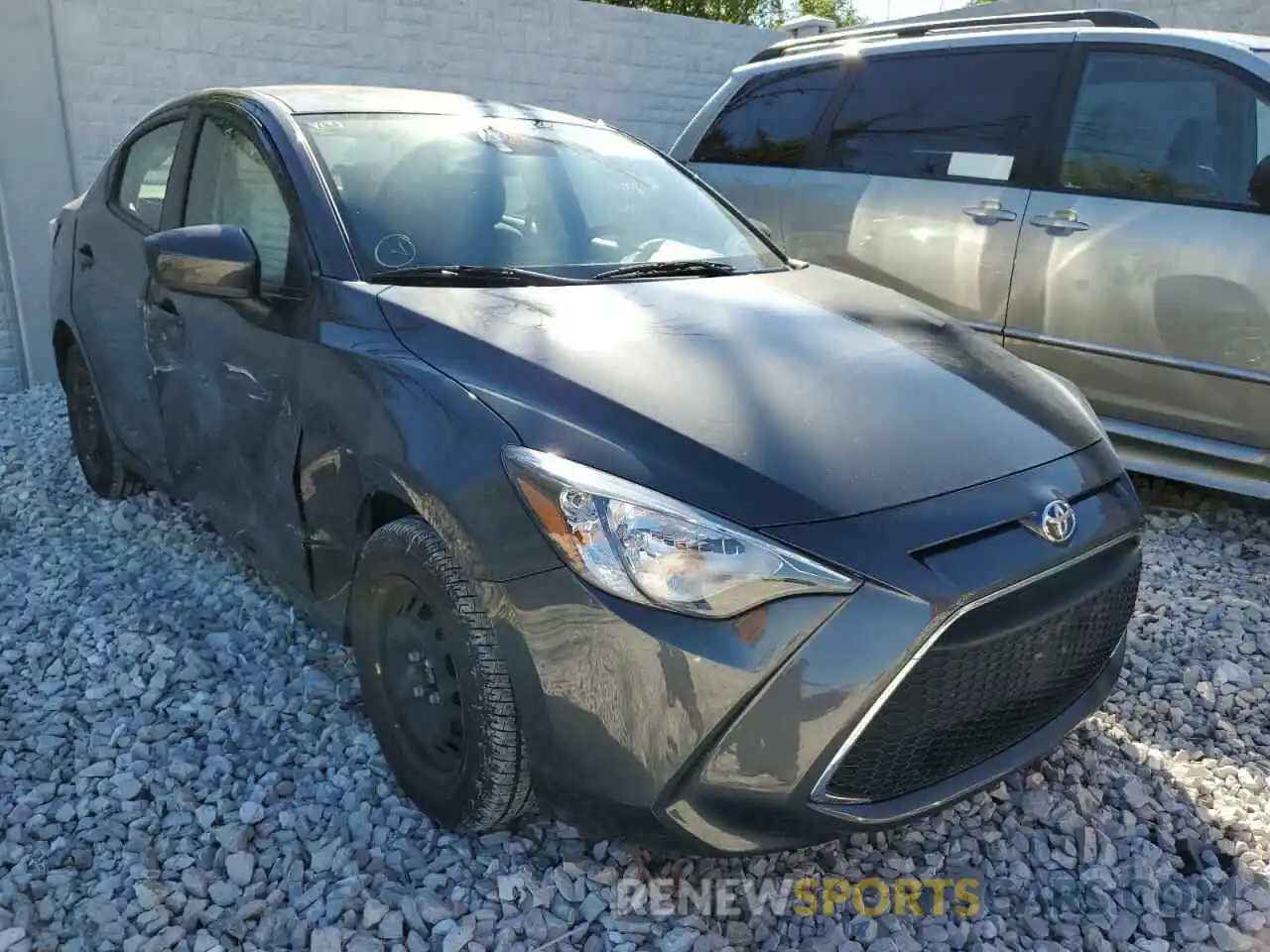 1 Photograph of a damaged car 3MYDLBYV7KY522185 TOYOTA YARIS 2019