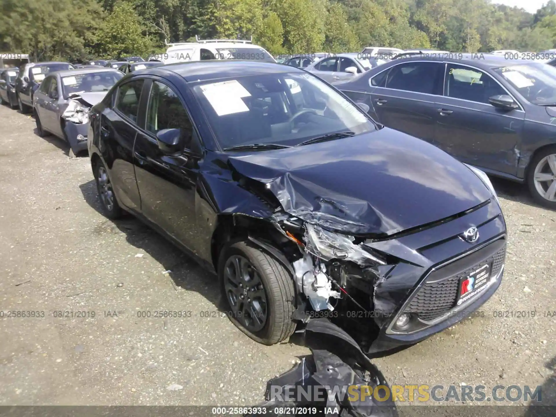 1 Photograph of a damaged car 3MYDLBYV7KY522428 TOYOTA YARIS 2019