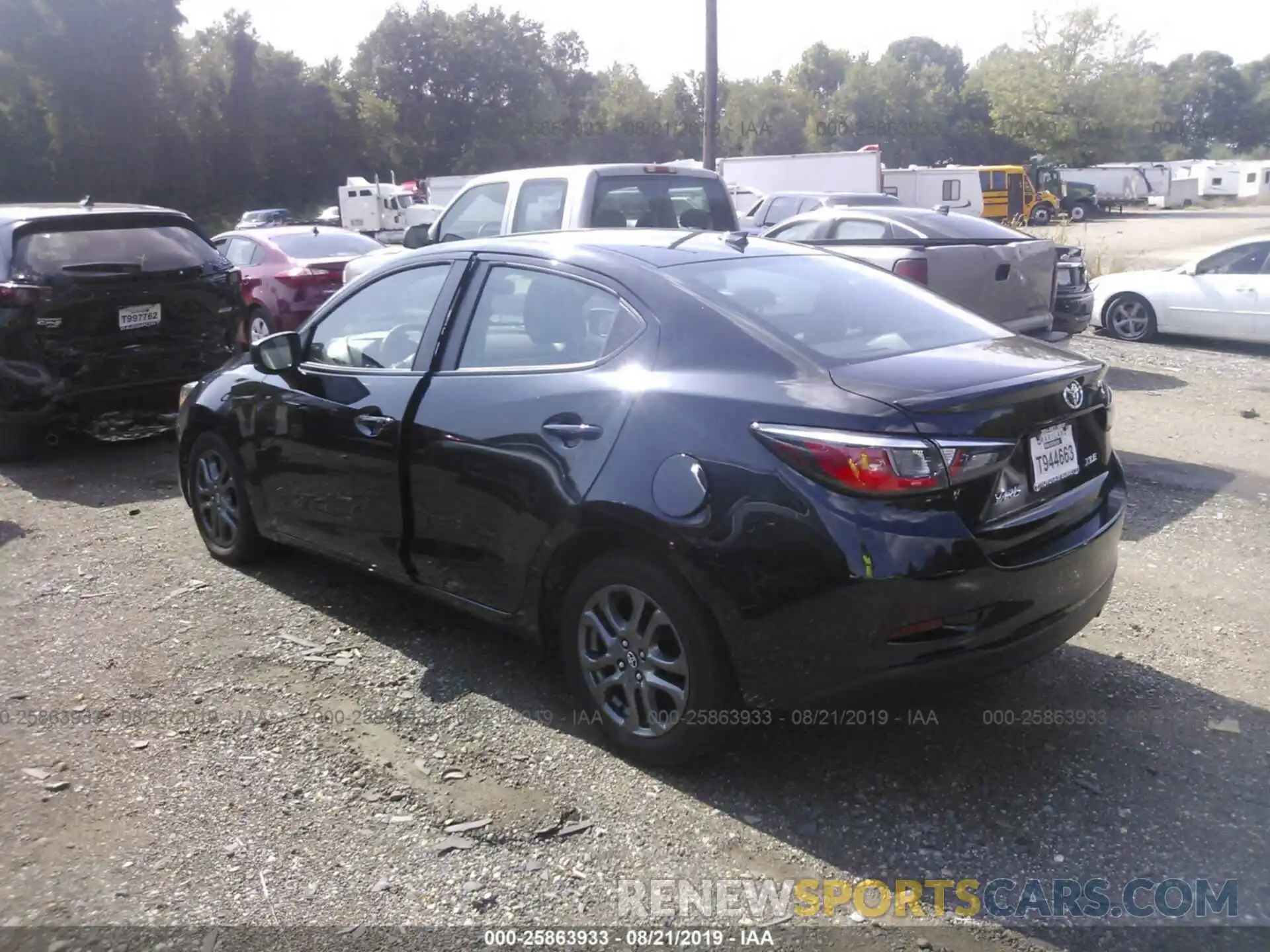 3 Photograph of a damaged car 3MYDLBYV7KY522428 TOYOTA YARIS 2019