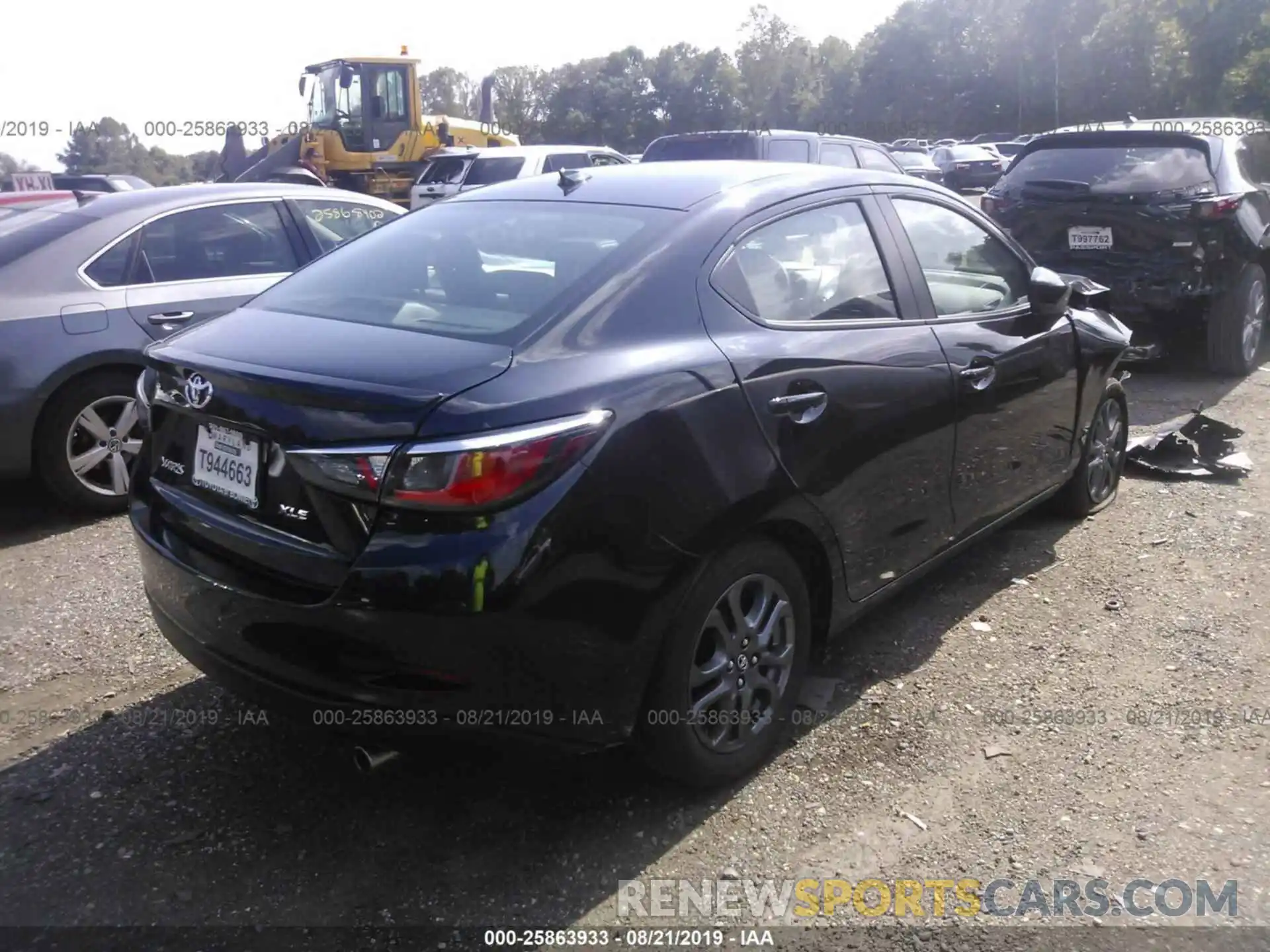 4 Photograph of a damaged car 3MYDLBYV7KY522428 TOYOTA YARIS 2019