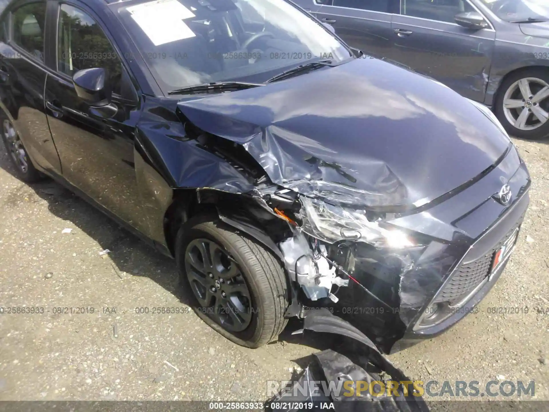 6 Photograph of a damaged car 3MYDLBYV7KY522428 TOYOTA YARIS 2019