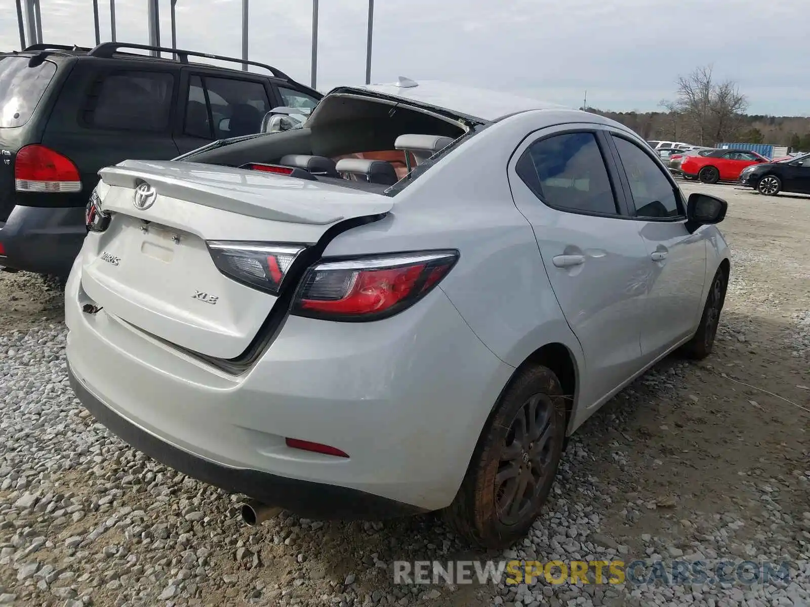 4 Photograph of a damaged car 3MYDLBYV7KY522431 TOYOTA YARIS 2019