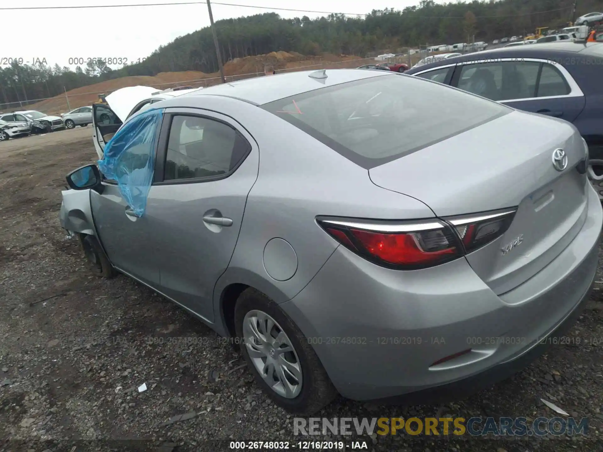 3 Photograph of a damaged car 3MYDLBYV7KY522946 TOYOTA YARIS 2019