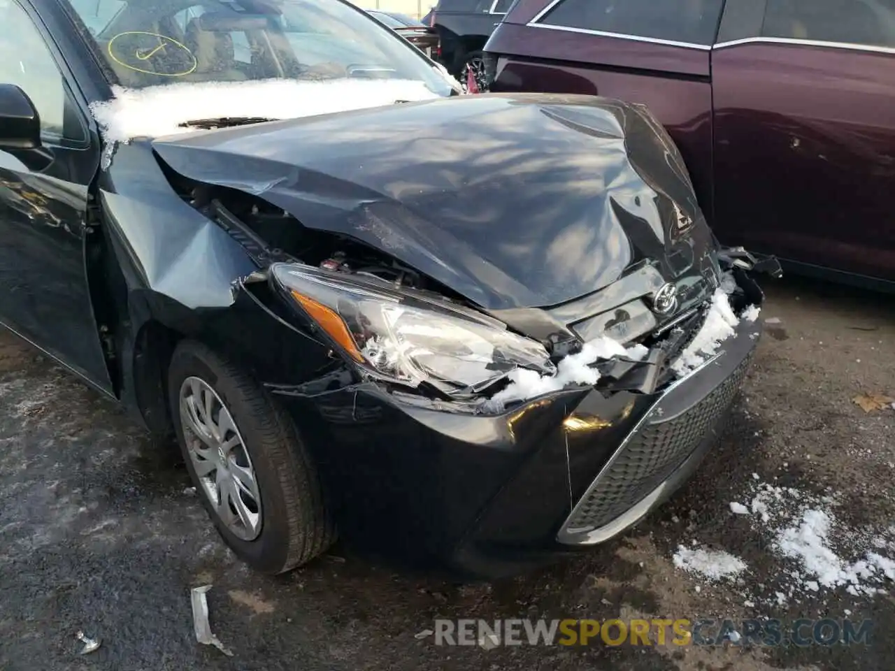 9 Photograph of a damaged car 3MYDLBYV7KY524227 TOYOTA YARIS 2019