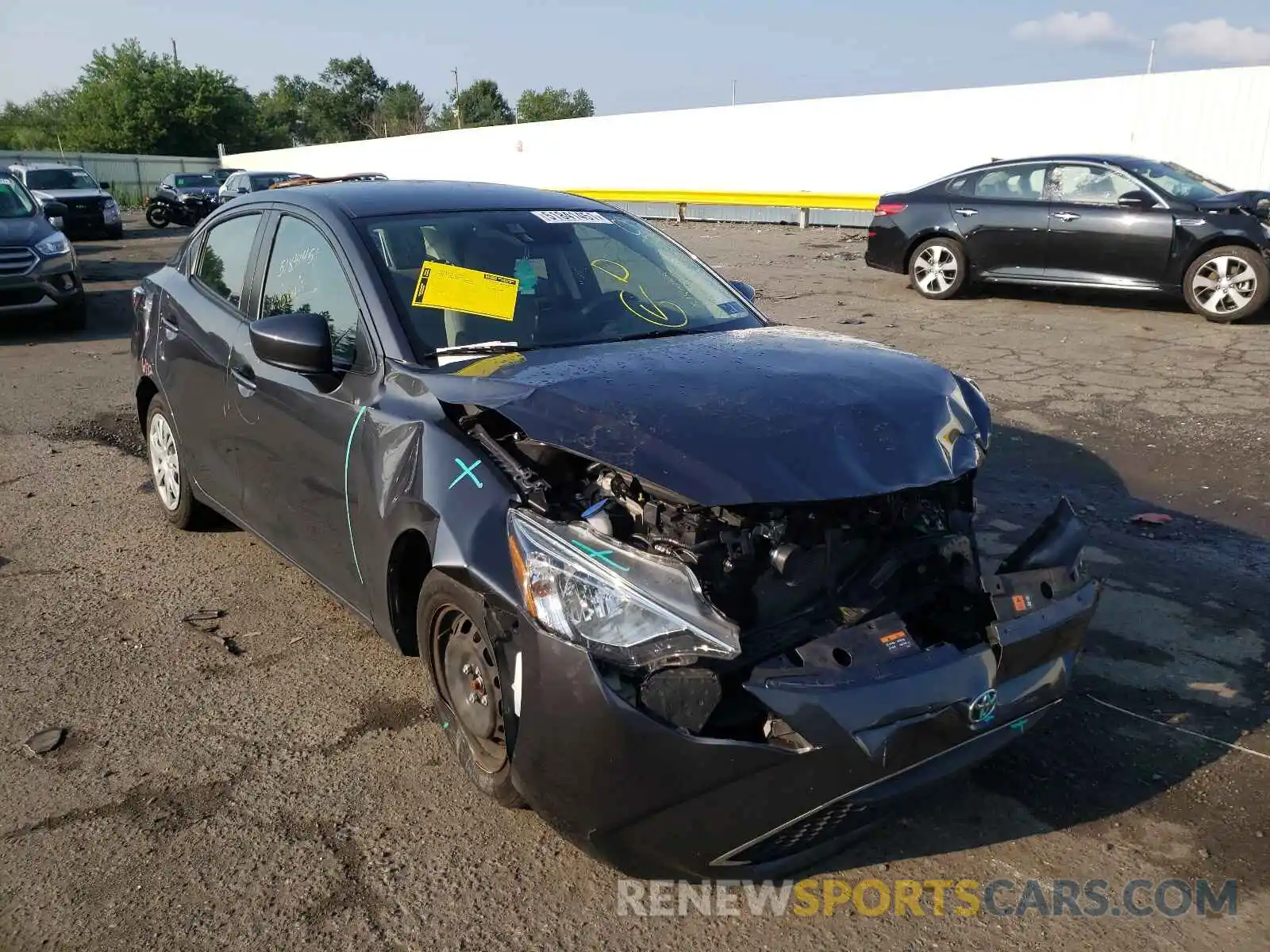 1 Photograph of a damaged car 3MYDLBYV7KY524891 TOYOTA YARIS 2019