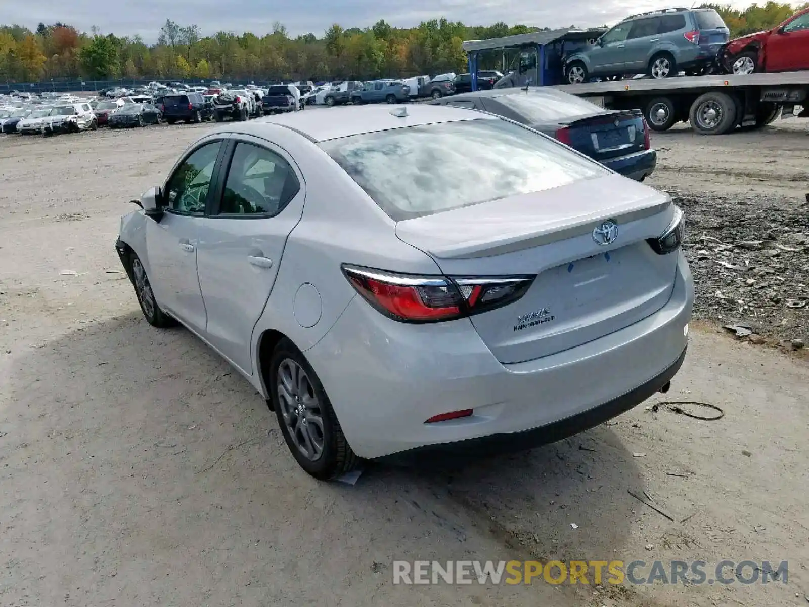 3 Photograph of a damaged car 3MYDLBYV7KY525006 TOYOTA YARIS 2019