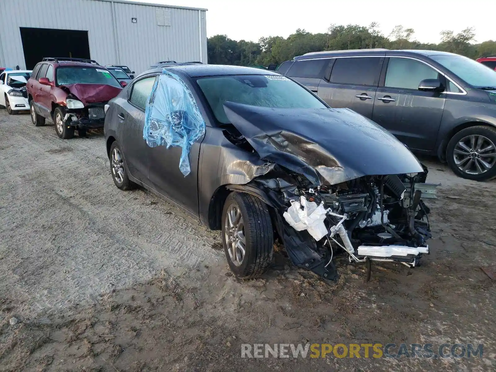 1 Photograph of a damaged car 3MYDLBYV7KY528066 TOYOTA YARIS 2019