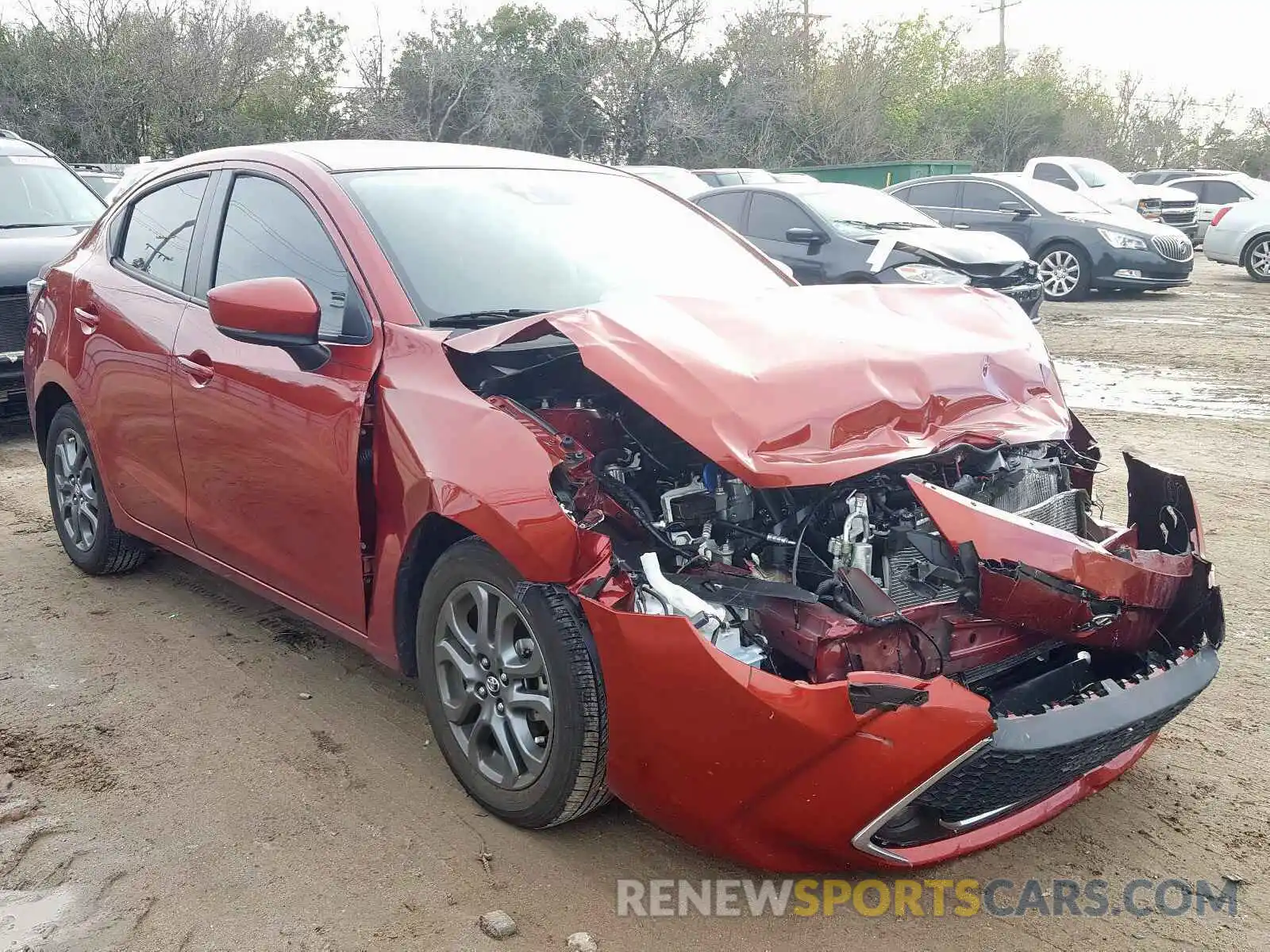 1 Photograph of a damaged car 3MYDLBYV7KY528326 TOYOTA YARIS 2019