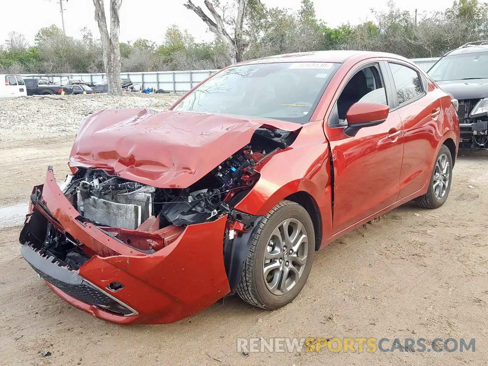 2 Photograph of a damaged car 3MYDLBYV7KY528326 TOYOTA YARIS 2019