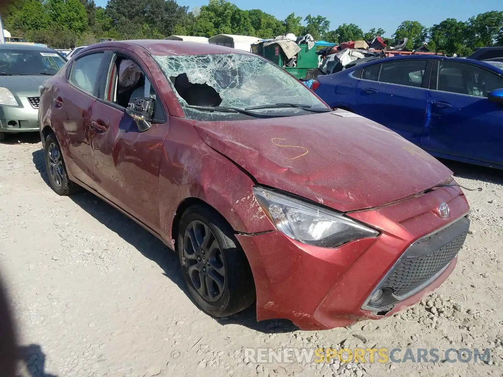 1 Photograph of a damaged car 3MYDLBYV7KY528598 TOYOTA YARIS 2019