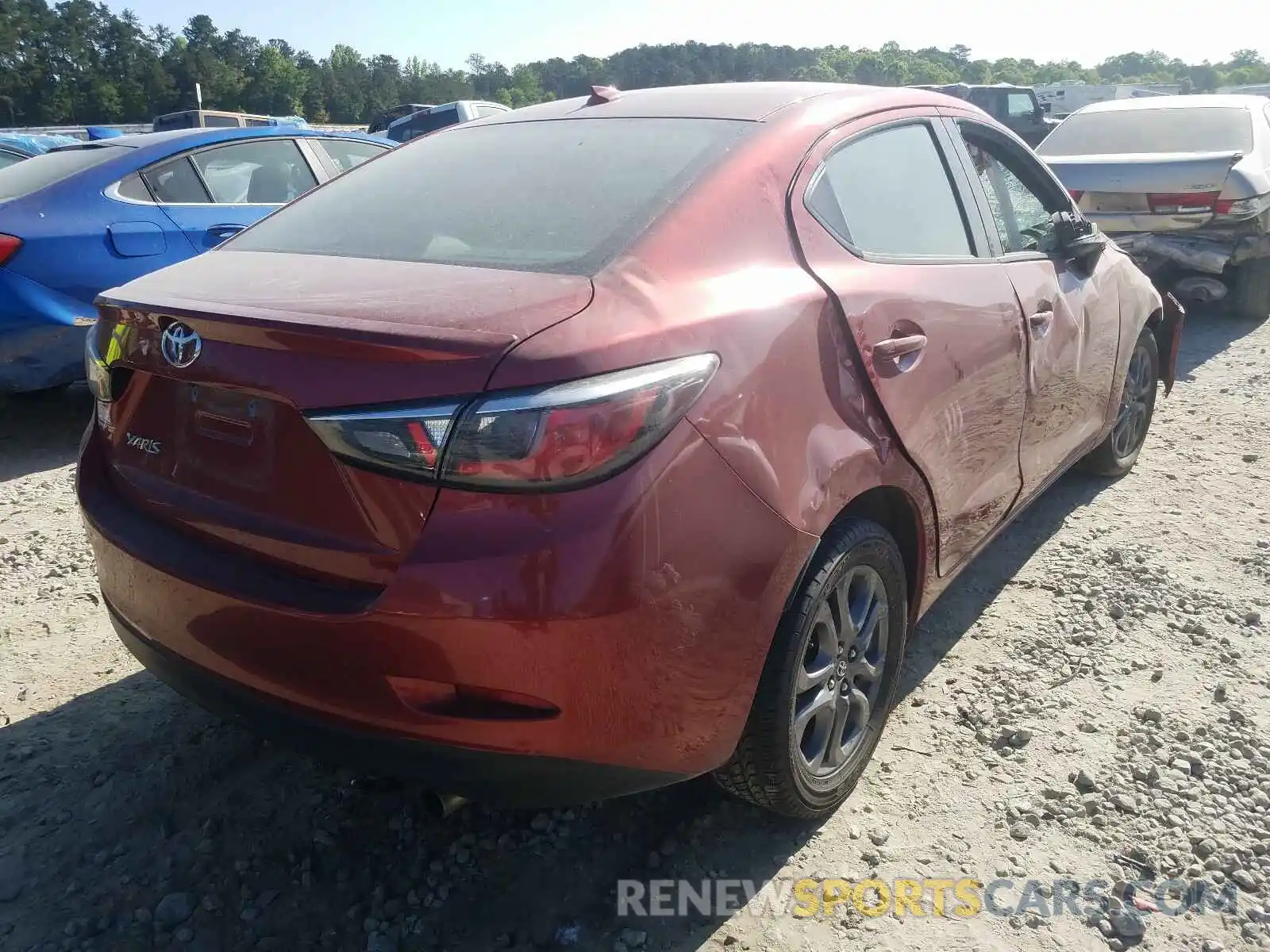 4 Photograph of a damaged car 3MYDLBYV7KY528598 TOYOTA YARIS 2019