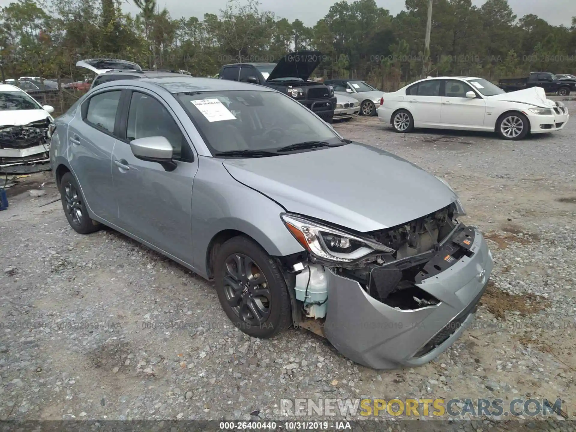 1 Photograph of a damaged car 3MYDLBYV8KY501104 TOYOTA YARIS 2019