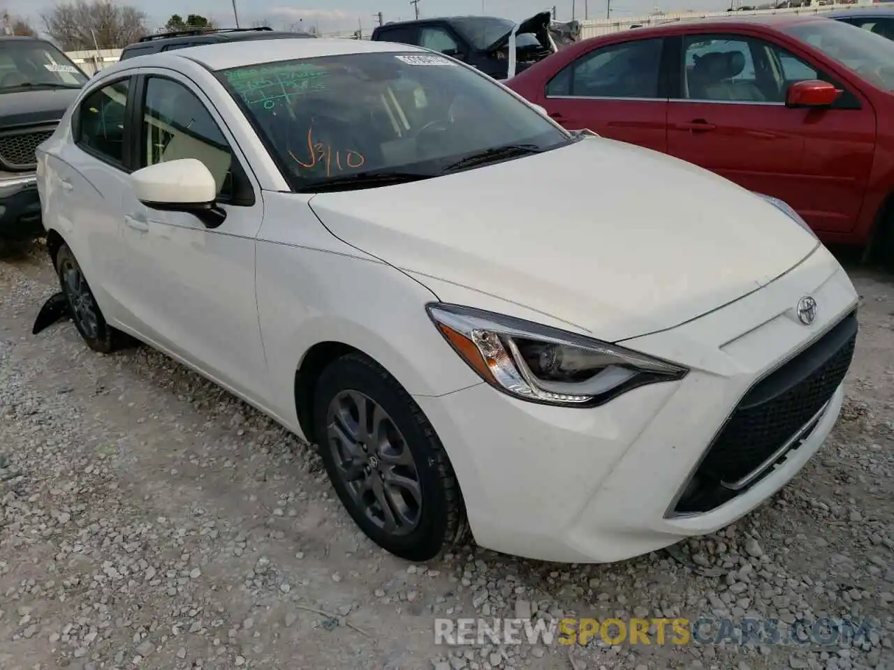 1 Photograph of a damaged car 3MYDLBYV8KY501121 TOYOTA YARIS 2019