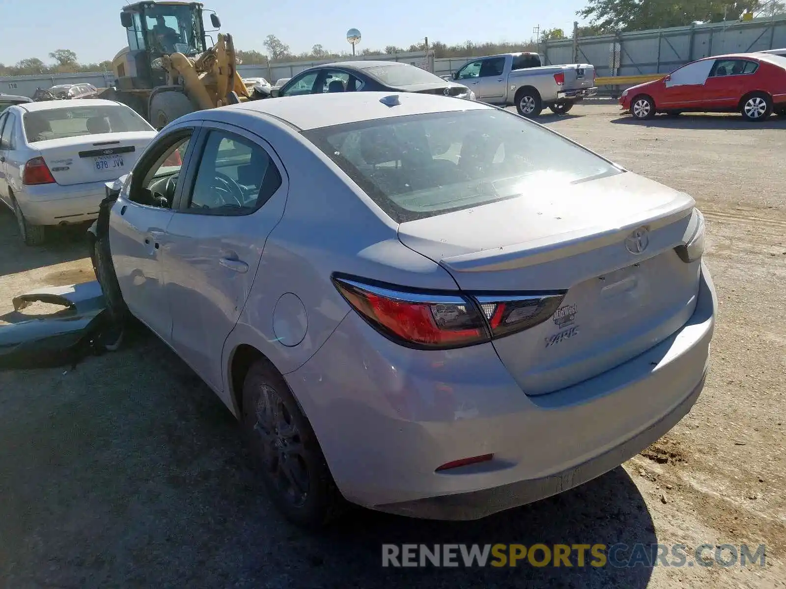 3 Photograph of a damaged car 3MYDLBYV8KY501880 TOYOTA YARIS 2019