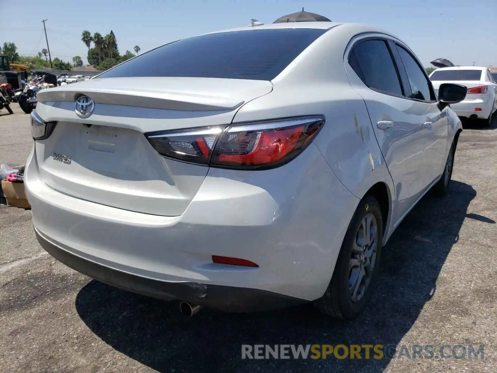 4 Photograph of a damaged car 3MYDLBYV8KY502091 TOYOTA YARIS 2019