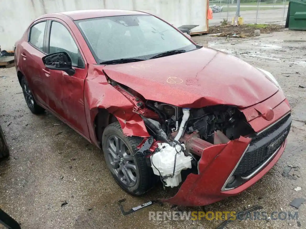 1 Photograph of a damaged car 3MYDLBYV8KY502852 TOYOTA YARIS 2019