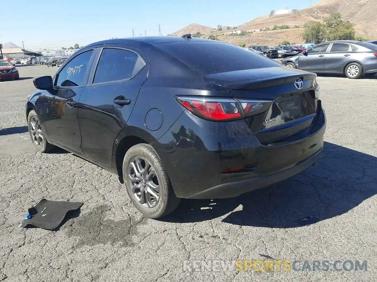 3 Photograph of a damaged car 3MYDLBYV8KY503015 TOYOTA YARIS 2019