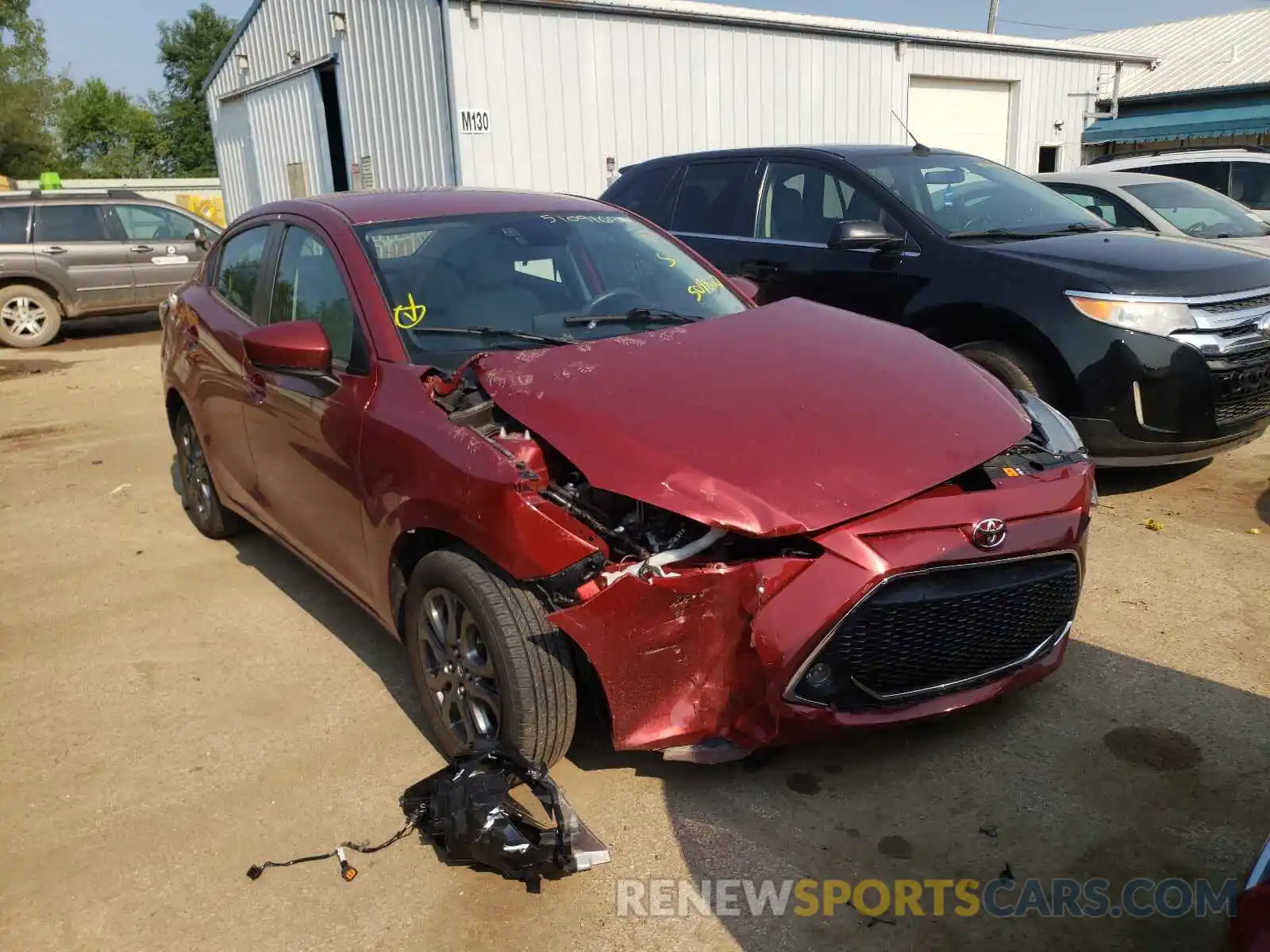 1 Photograph of a damaged car 3MYDLBYV8KY504827 TOYOTA YARIS 2019