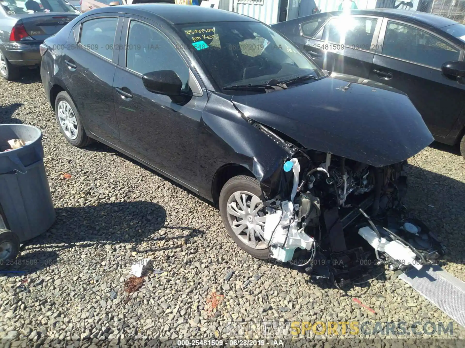 1 Фотография поврежденного автомобиля 3MYDLBYV8KY505072 TOYOTA YARIS 2019