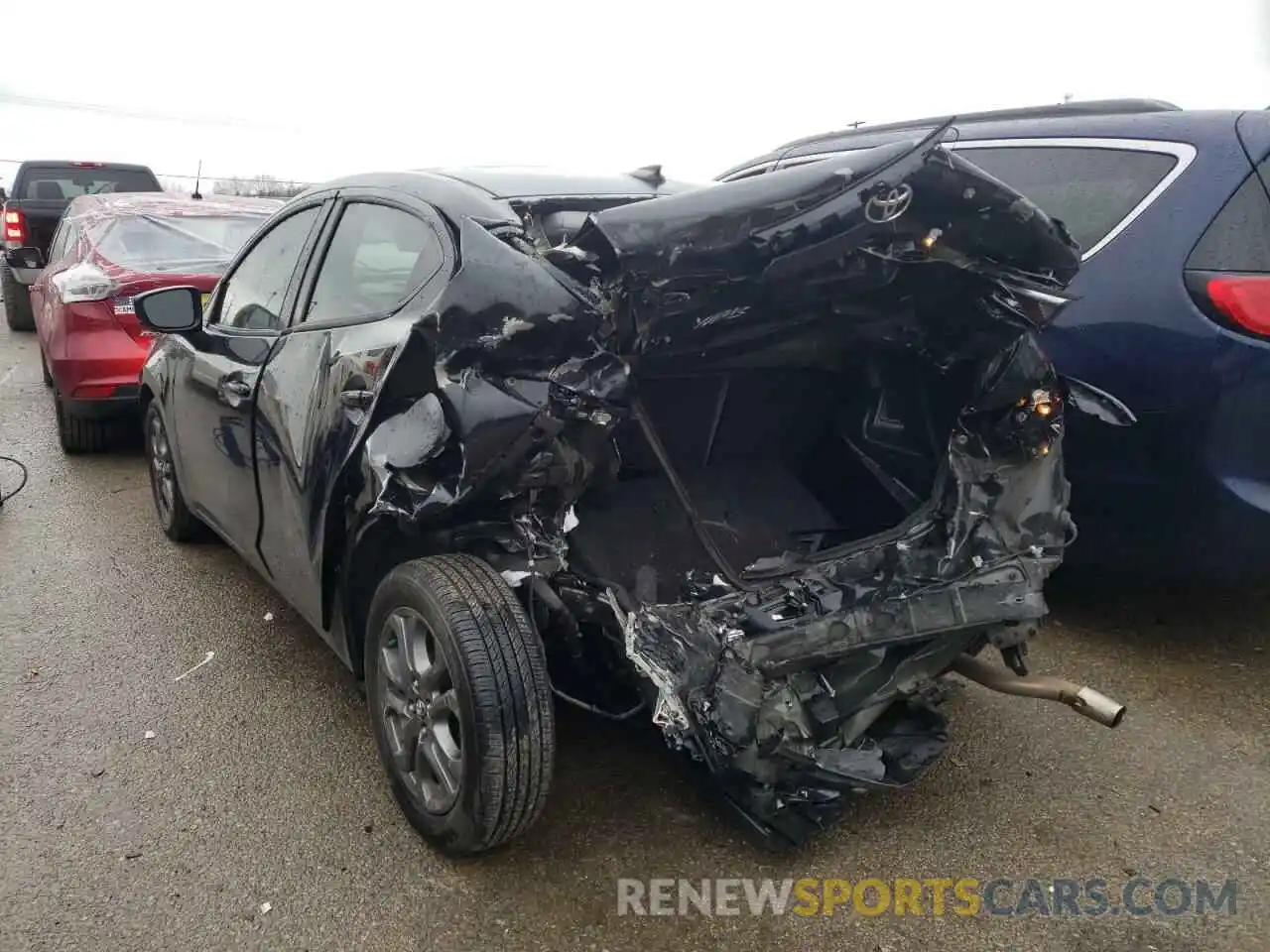 3 Photograph of a damaged car 3MYDLBYV8KY505198 TOYOTA YARIS 2019