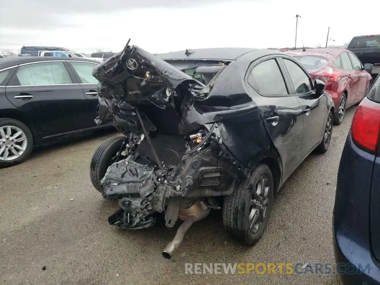 4 Photograph of a damaged car 3MYDLBYV8KY505198 TOYOTA YARIS 2019