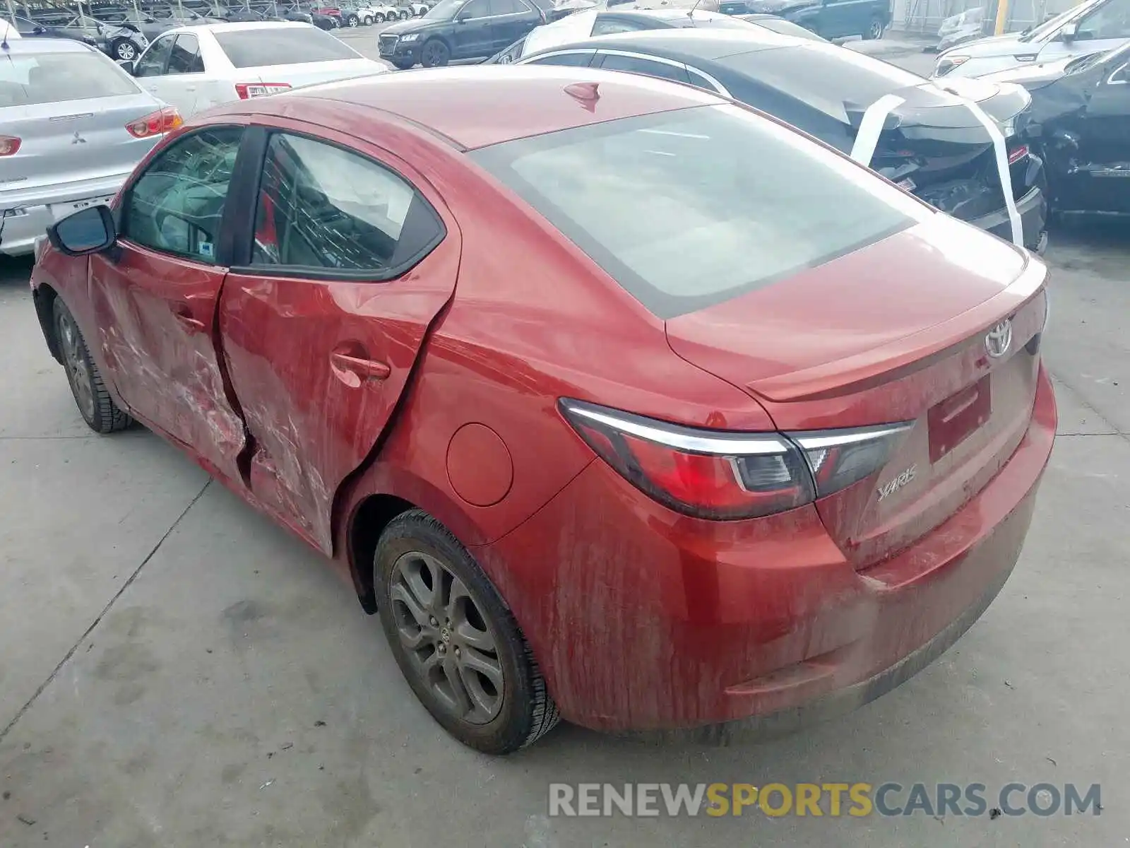 3 Photograph of a damaged car 3MYDLBYV8KY506318 TOYOTA YARIS 2019