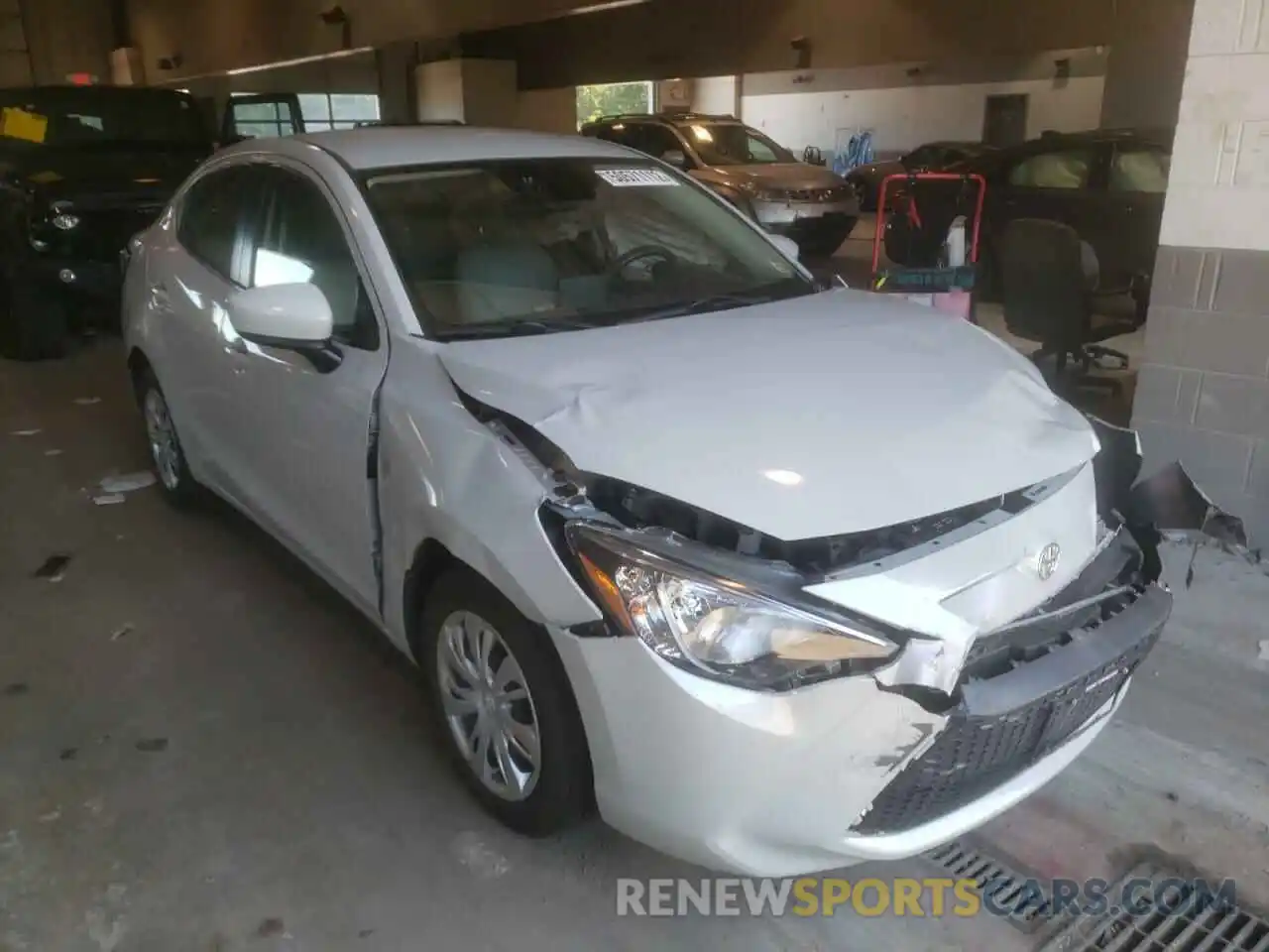 1 Photograph of a damaged car 3MYDLBYV8KY506593 TOYOTA YARIS 2019