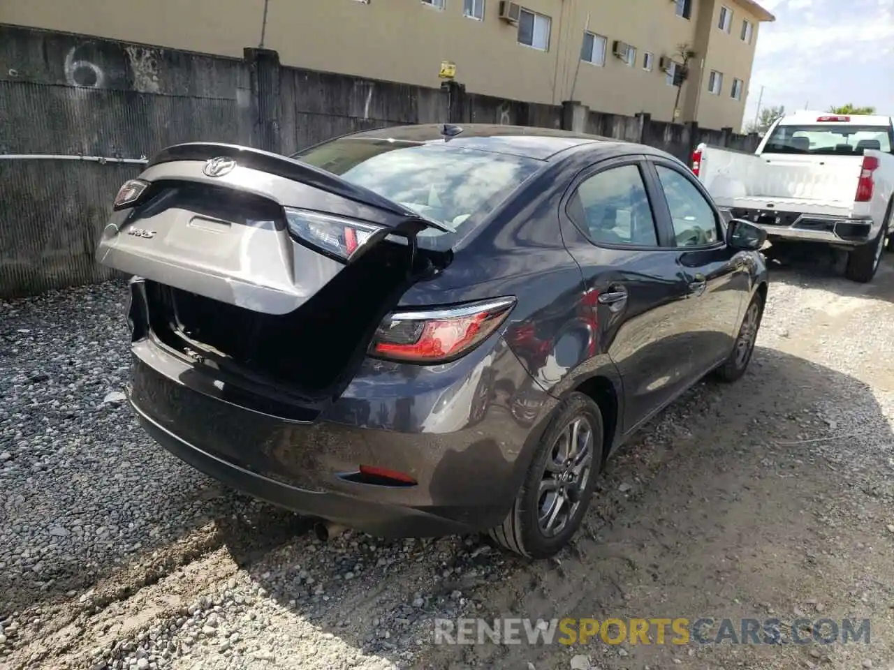 4 Photograph of a damaged car 3MYDLBYV8KY506660 TOYOTA YARIS 2019