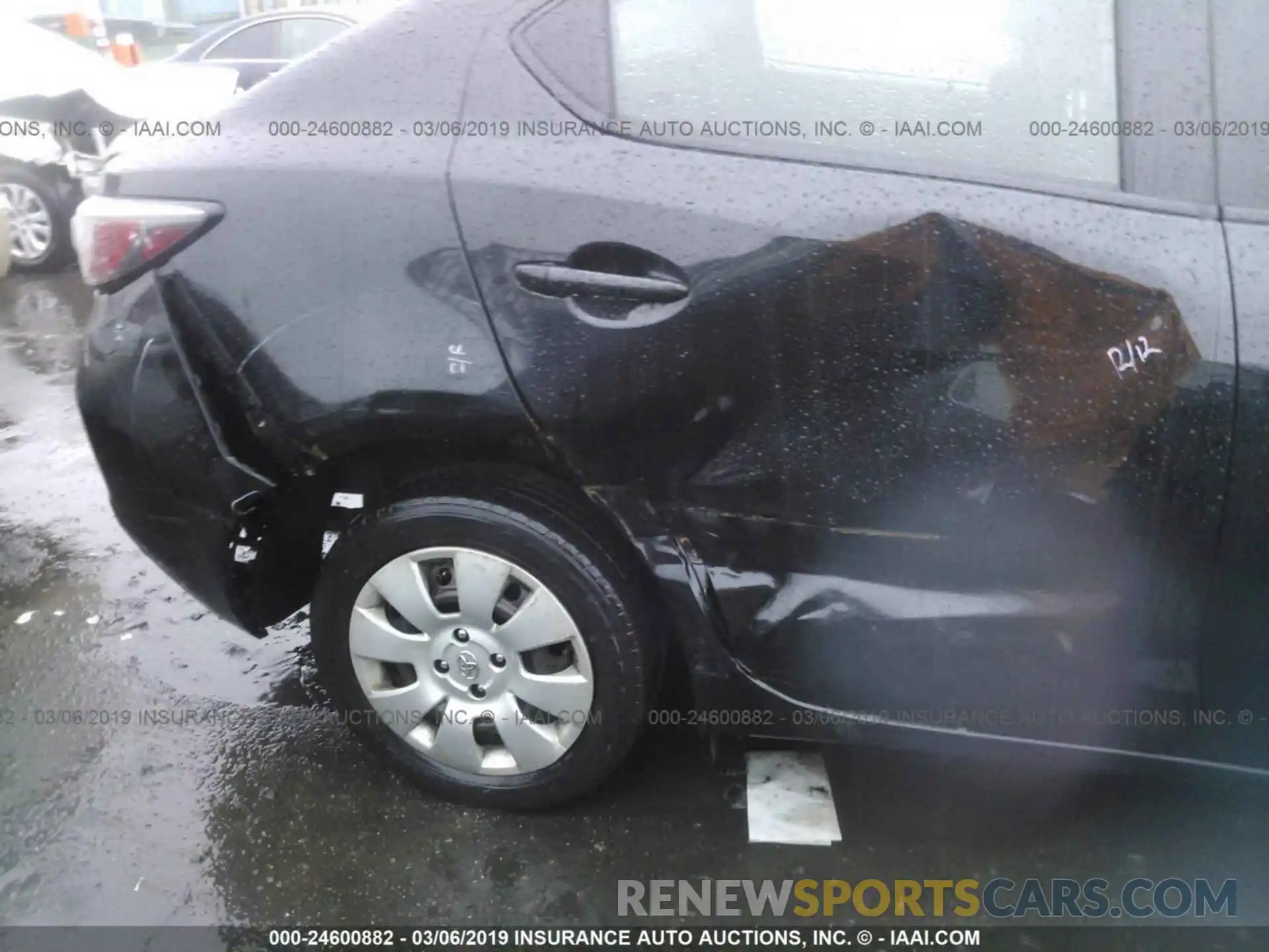 6 Photograph of a damaged car 3MYDLBYV8KY507534 TOYOTA YARIS 2019