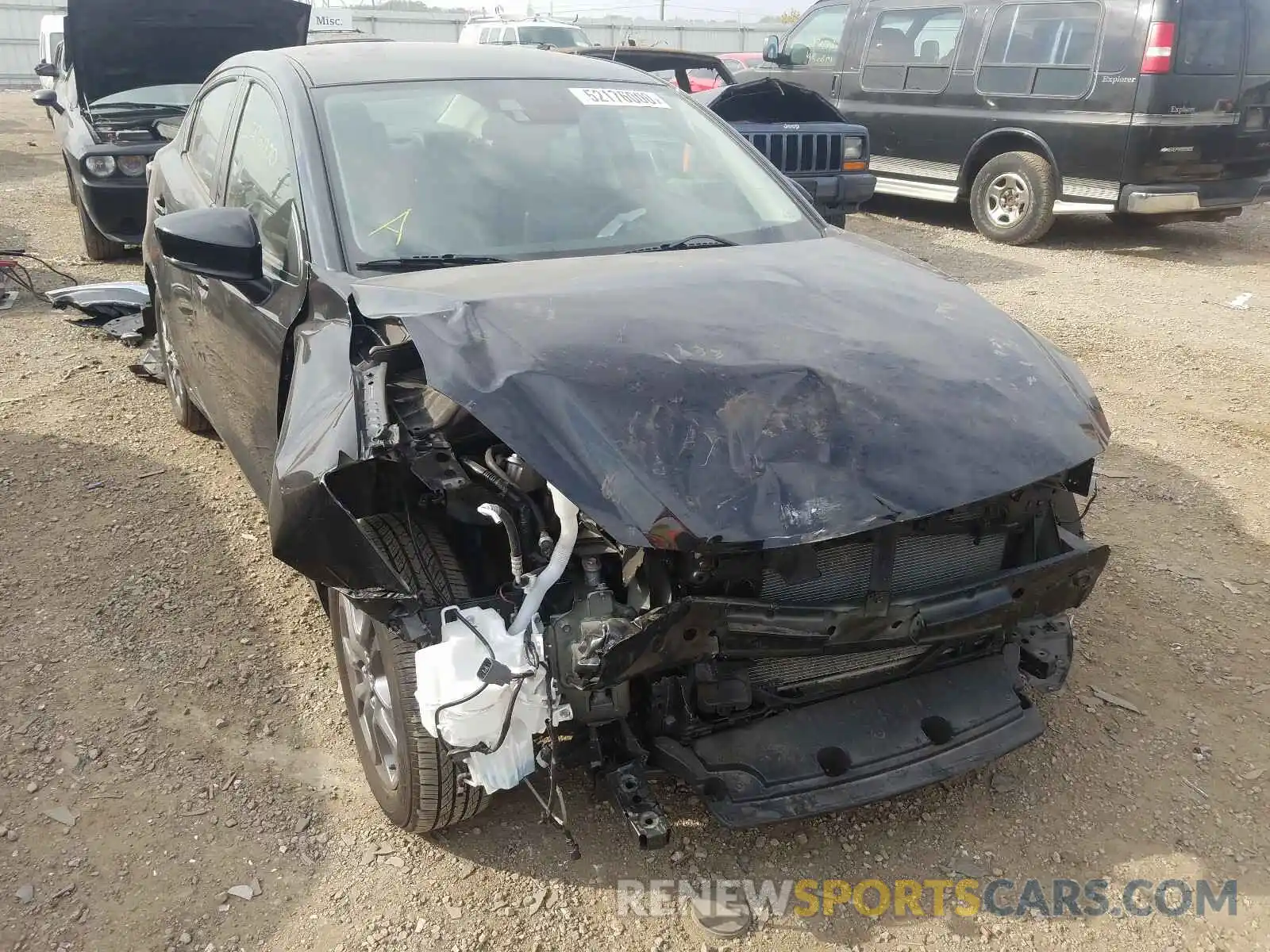 1 Photograph of a damaged car 3MYDLBYV8KY507999 TOYOTA YARIS 2019