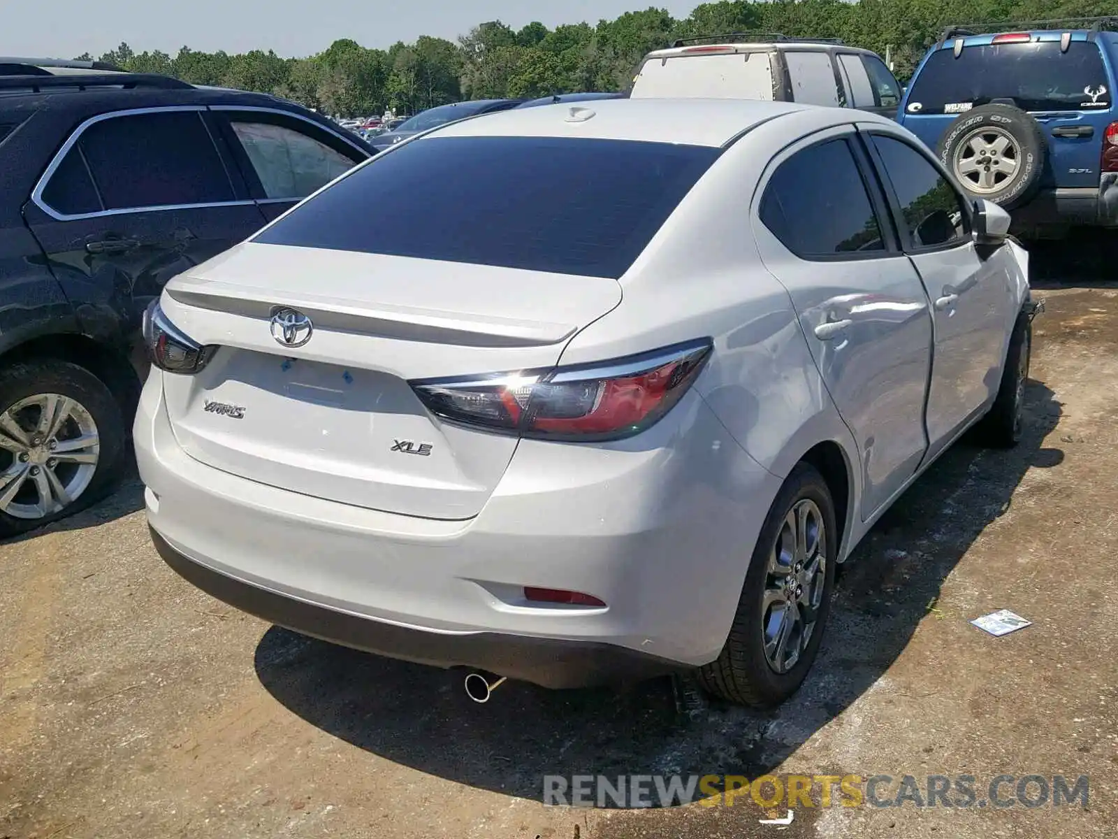 4 Photograph of a damaged car 3MYDLBYV8KY510353 TOYOTA YARIS 2019