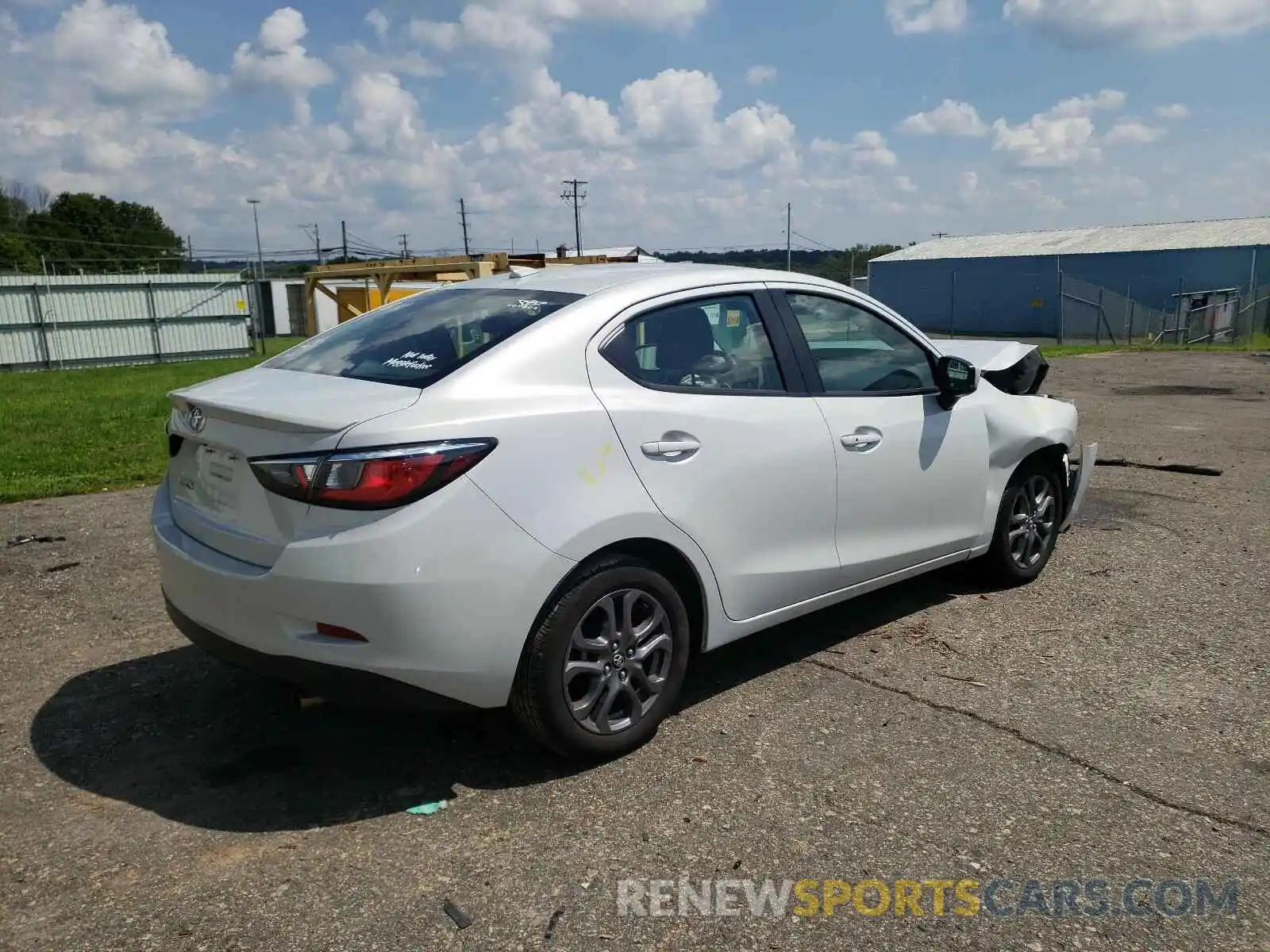 4 Photograph of a damaged car 3MYDLBYV8KY510367 TOYOTA YARIS 2019