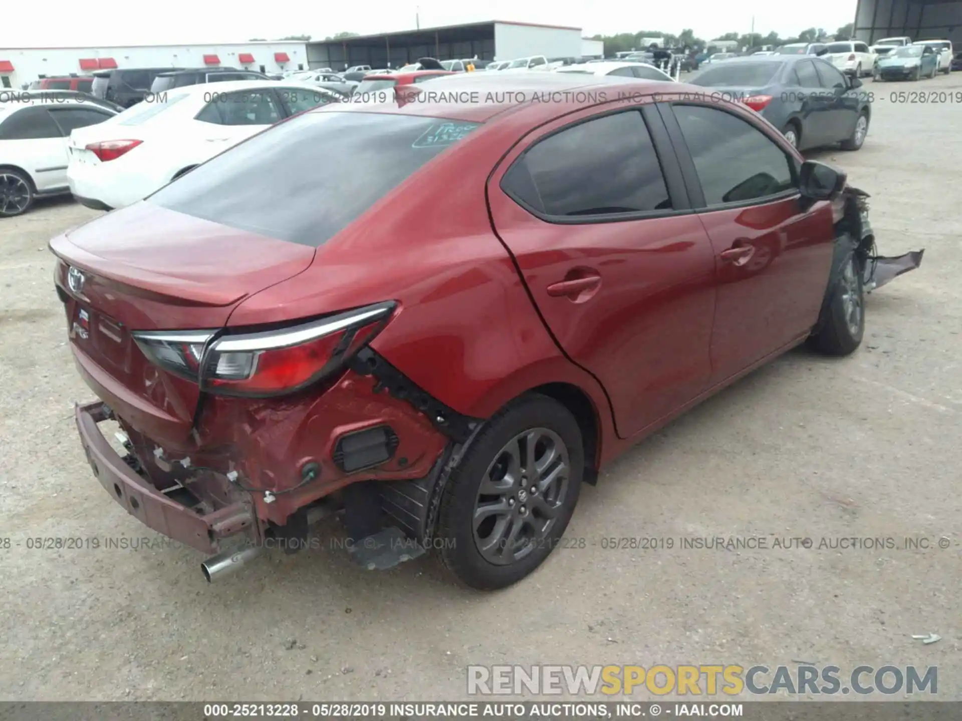 4 Photograph of a damaged car 3MYDLBYV8KY512233 TOYOTA YARIS 2019