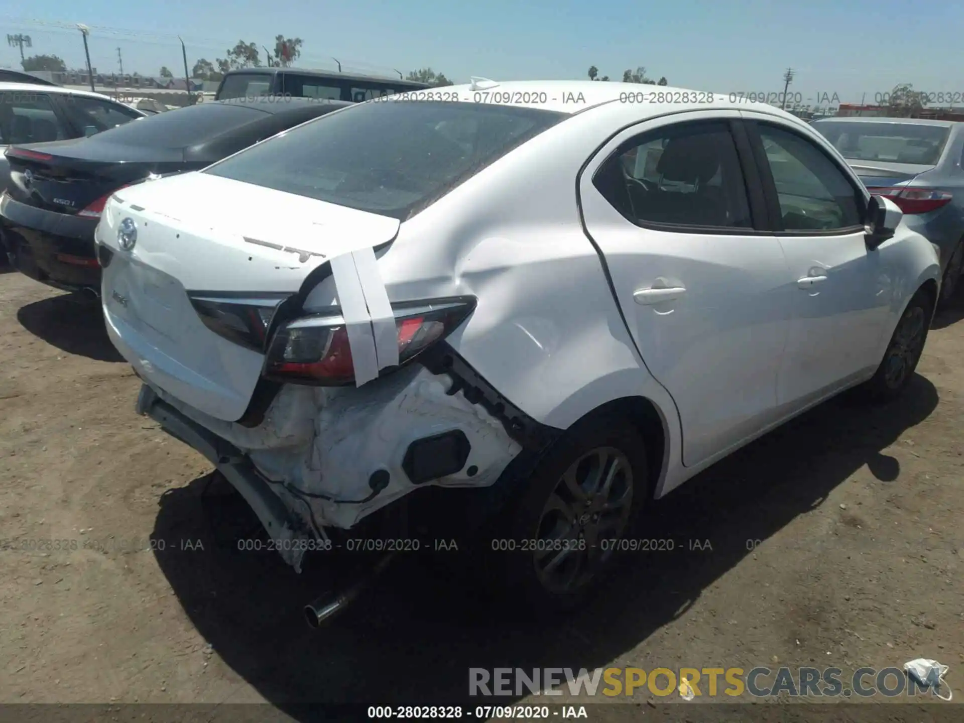 4 Photograph of a damaged car 3MYDLBYV8KY512703 TOYOTA YARIS 2019