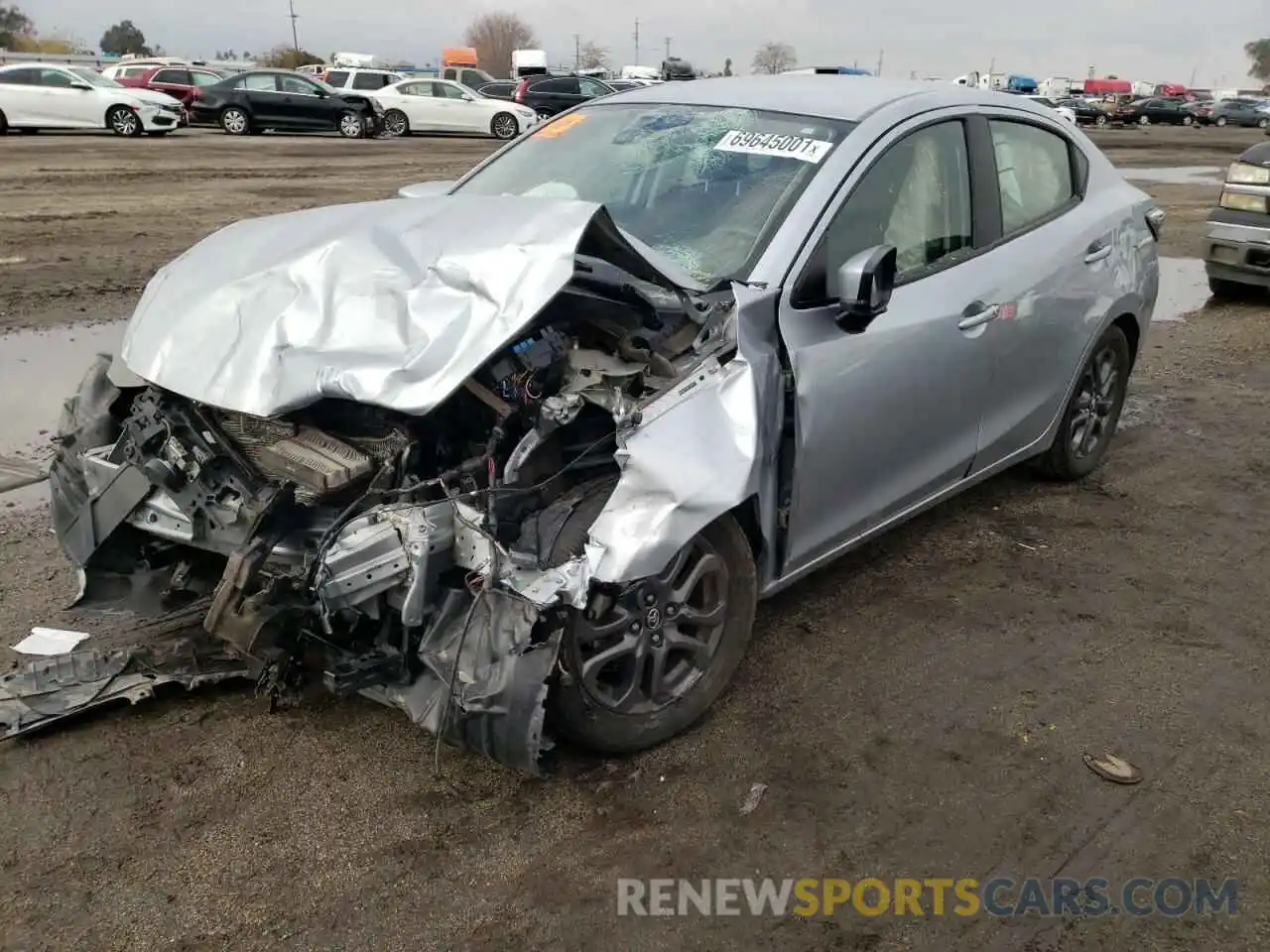 2 Photograph of a damaged car 3MYDLBYV8KY512815 TOYOTA YARIS 2019