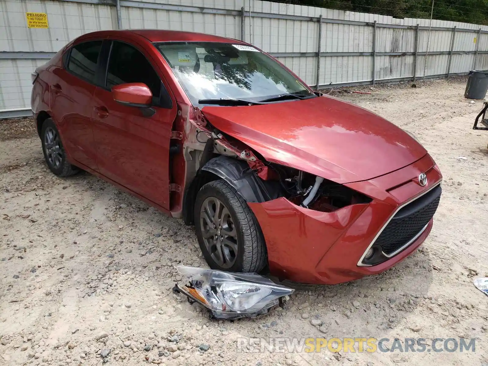 1 Photograph of a damaged car 3MYDLBYV8KY516315 TOYOTA YARIS 2019