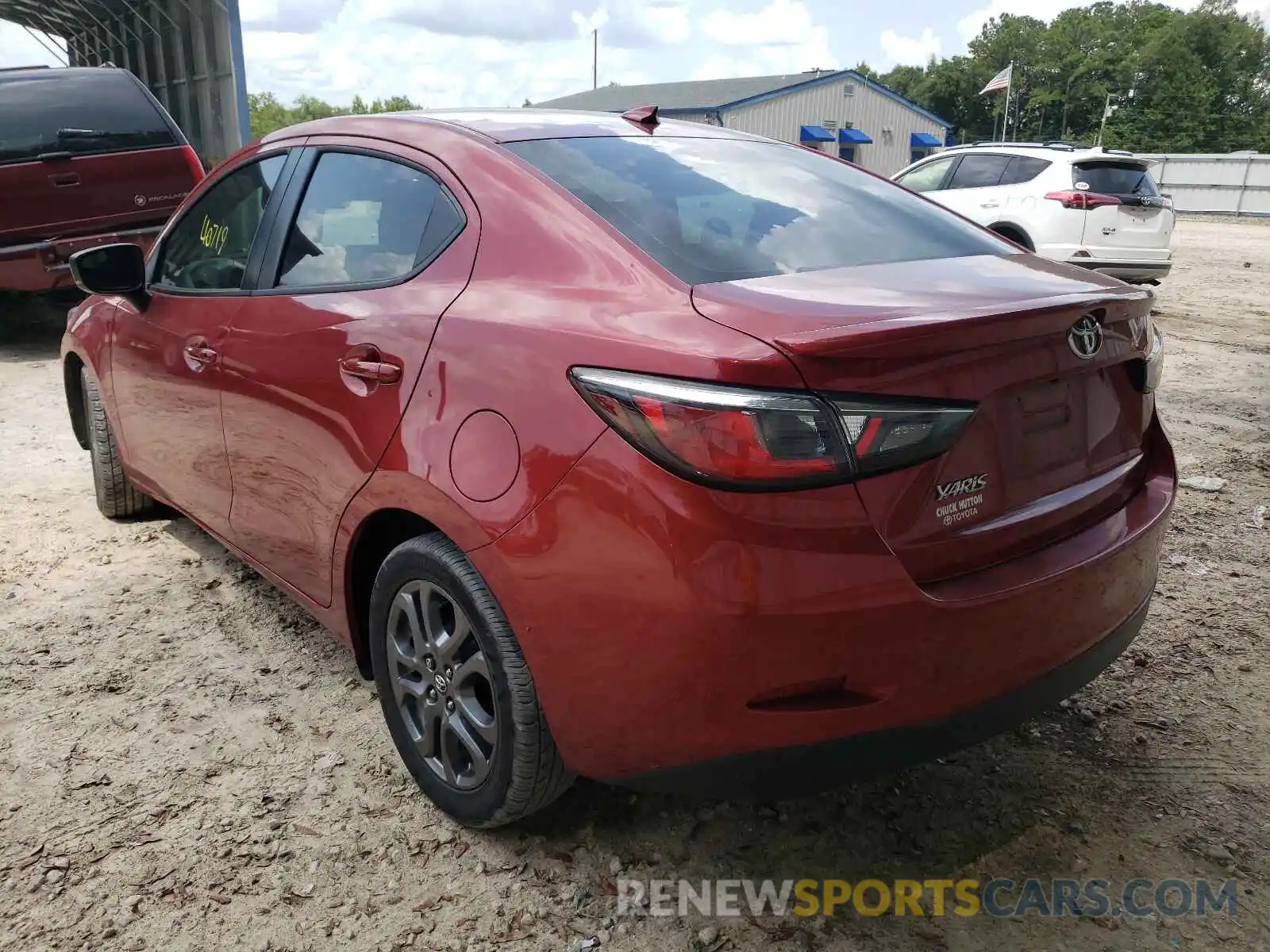 3 Photograph of a damaged car 3MYDLBYV8KY516315 TOYOTA YARIS 2019