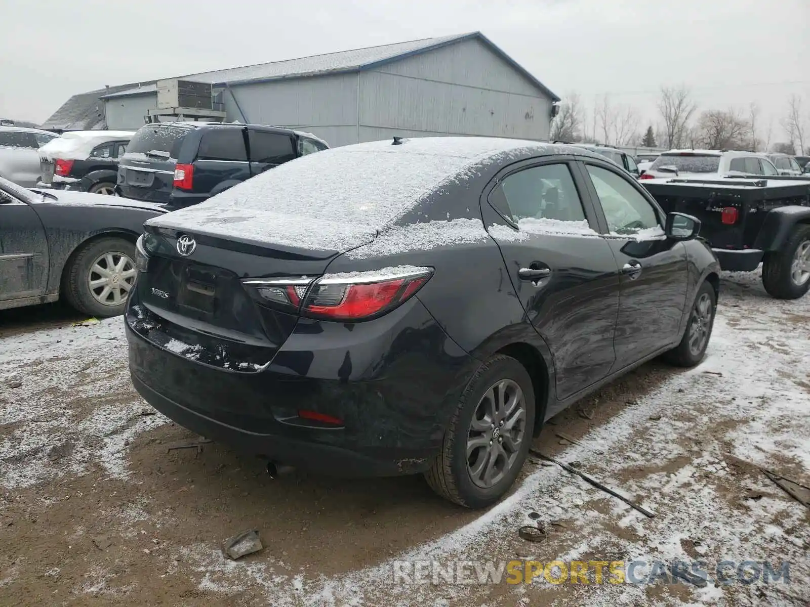 4 Фотография поврежденного автомобиля 3MYDLBYV8KY516959 TOYOTA YARIS 2019