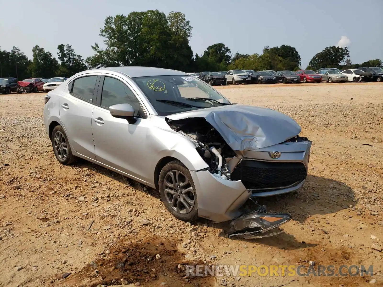 1 Photograph of a damaged car 3MYDLBYV8KY517206 TOYOTA YARIS 2019