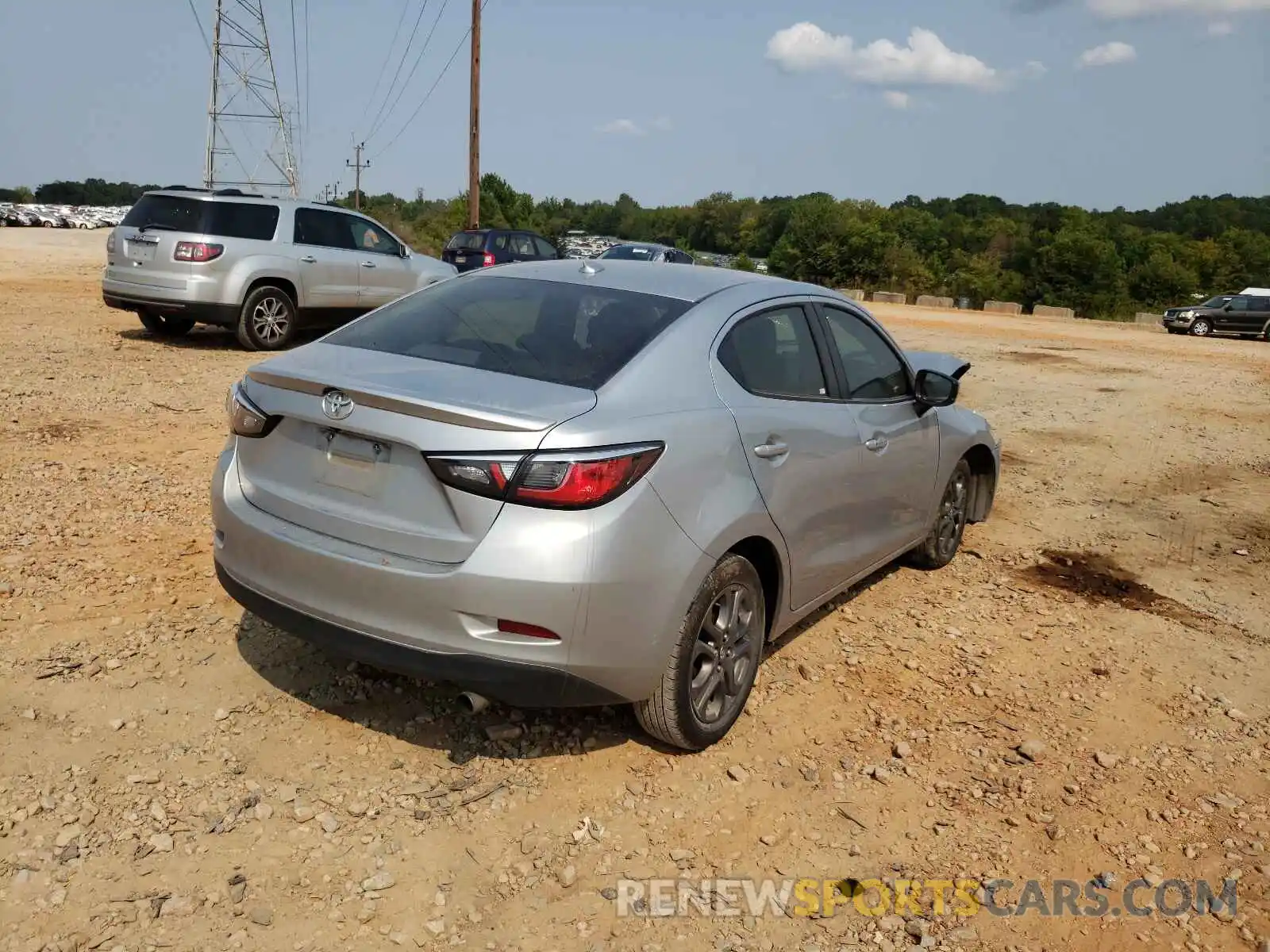 4 Photograph of a damaged car 3MYDLBYV8KY517206 TOYOTA YARIS 2019