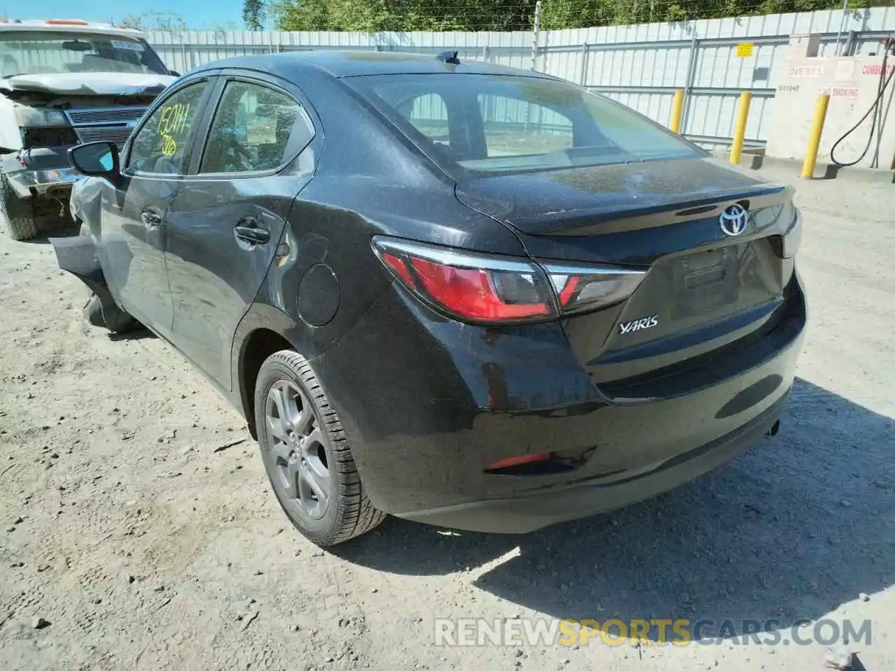 3 Photograph of a damaged car 3MYDLBYV8KY517254 TOYOTA YARIS 2019